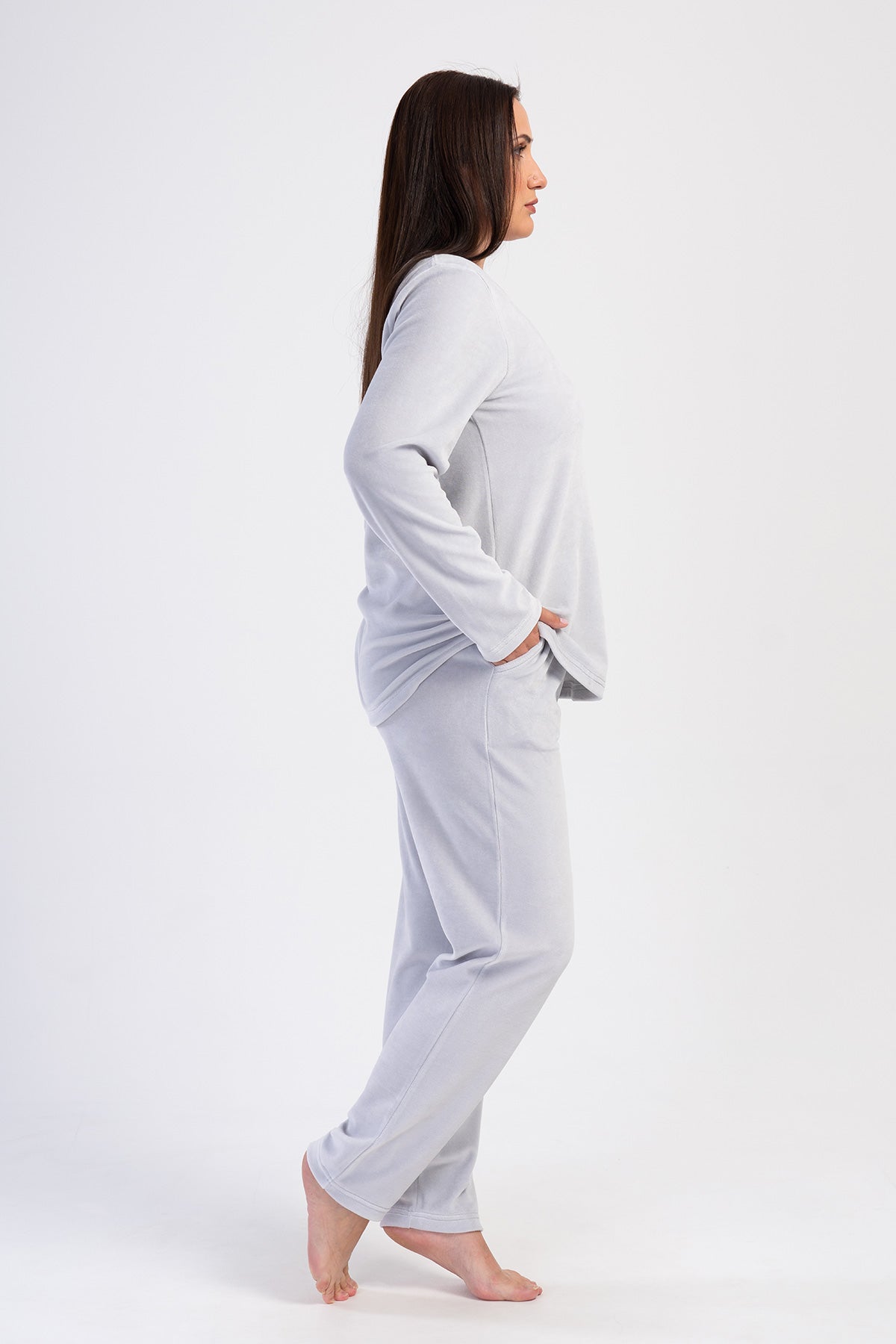 KADIN KADIFE XXL O YAKA UZUN KOL ETEGI OVAL CEPLI PIJAMA TAKIM - TAS