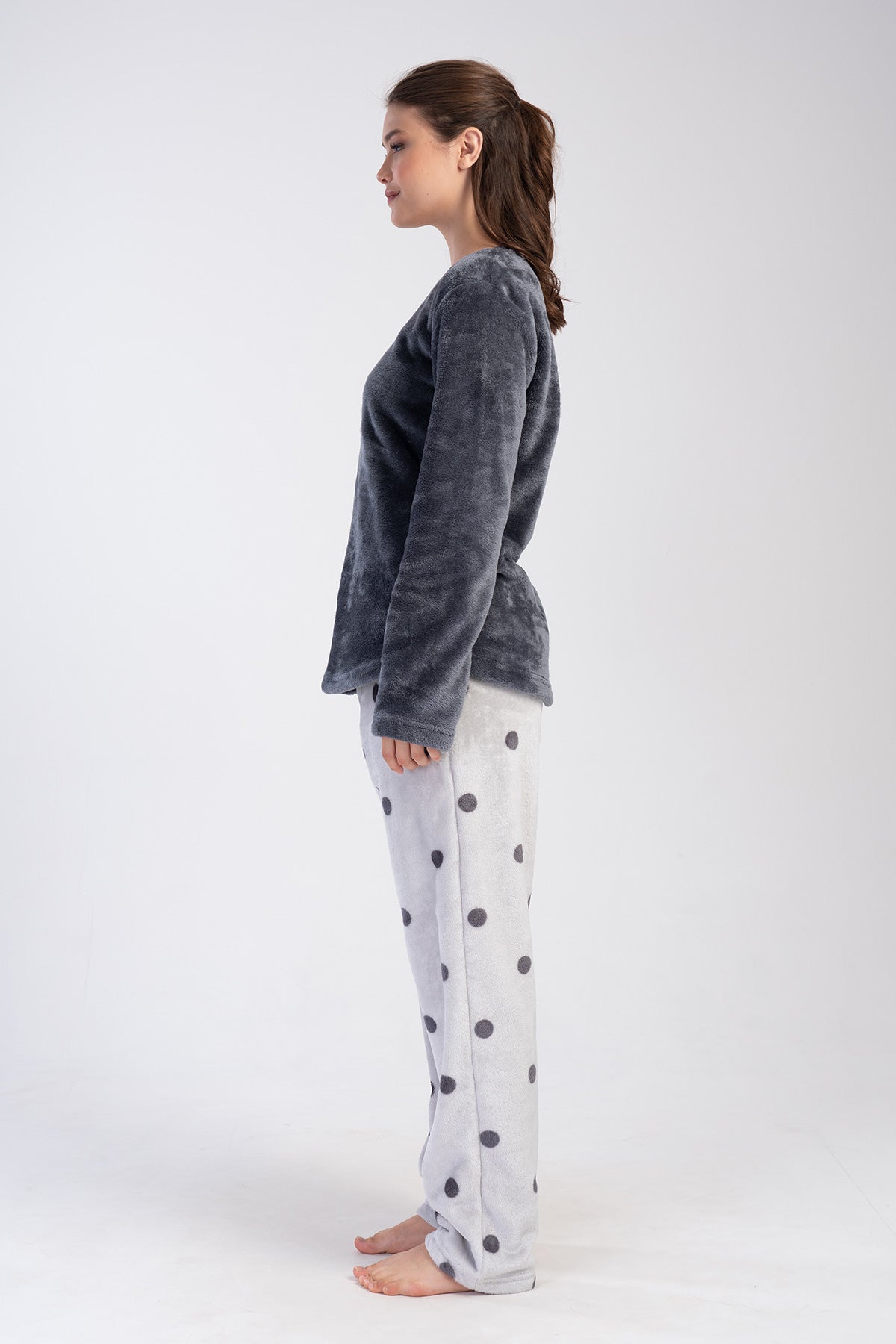 KADIN SOFT XXL O YAKA UZUN KOL ETEGI OVAL CEPLI PIJAMA TAKIM - FUME
