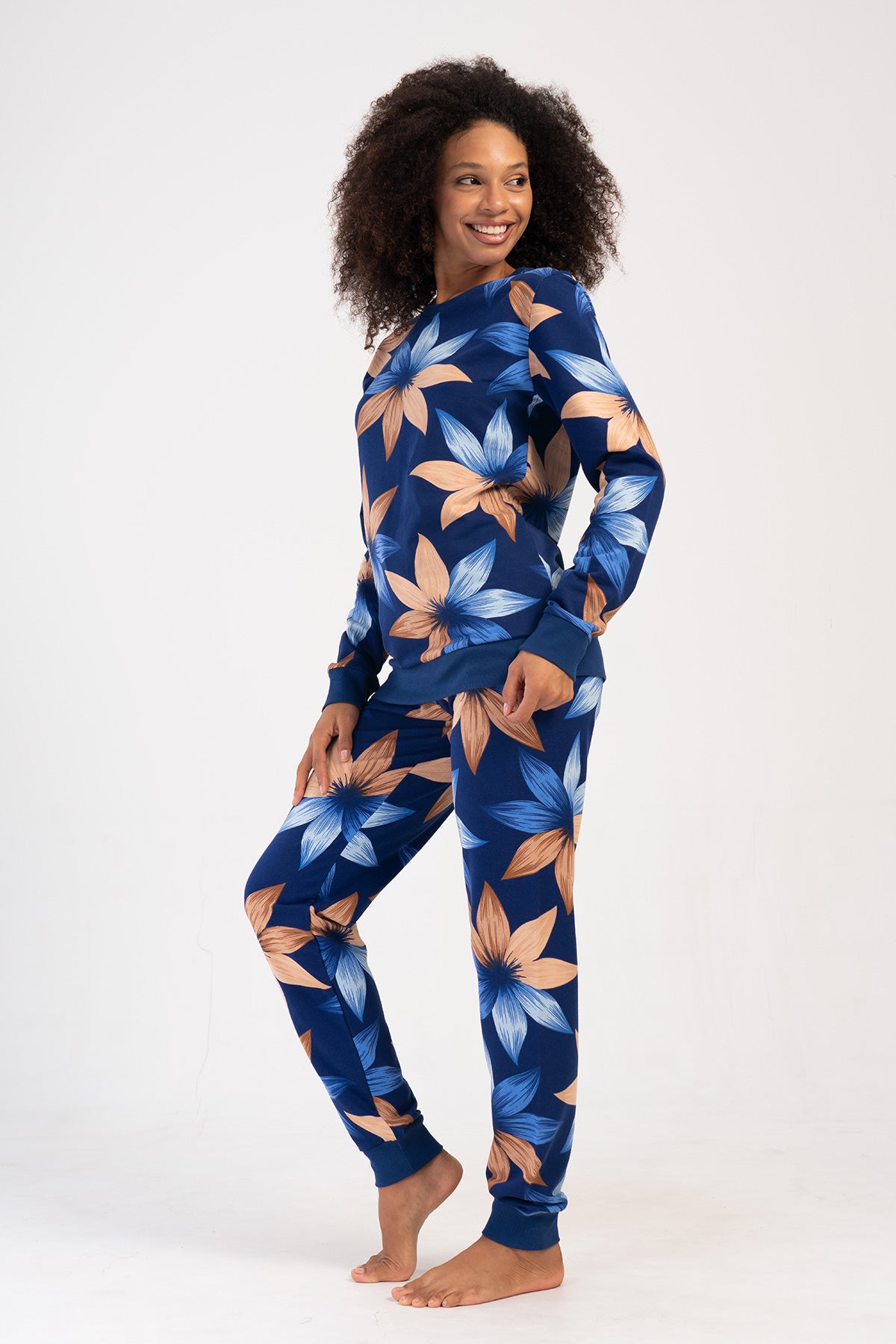 KADIN 2IPLIK O YAKA UZUN KOL MANSETLI CEPLI PIJAMA TAKIM - INDIGO