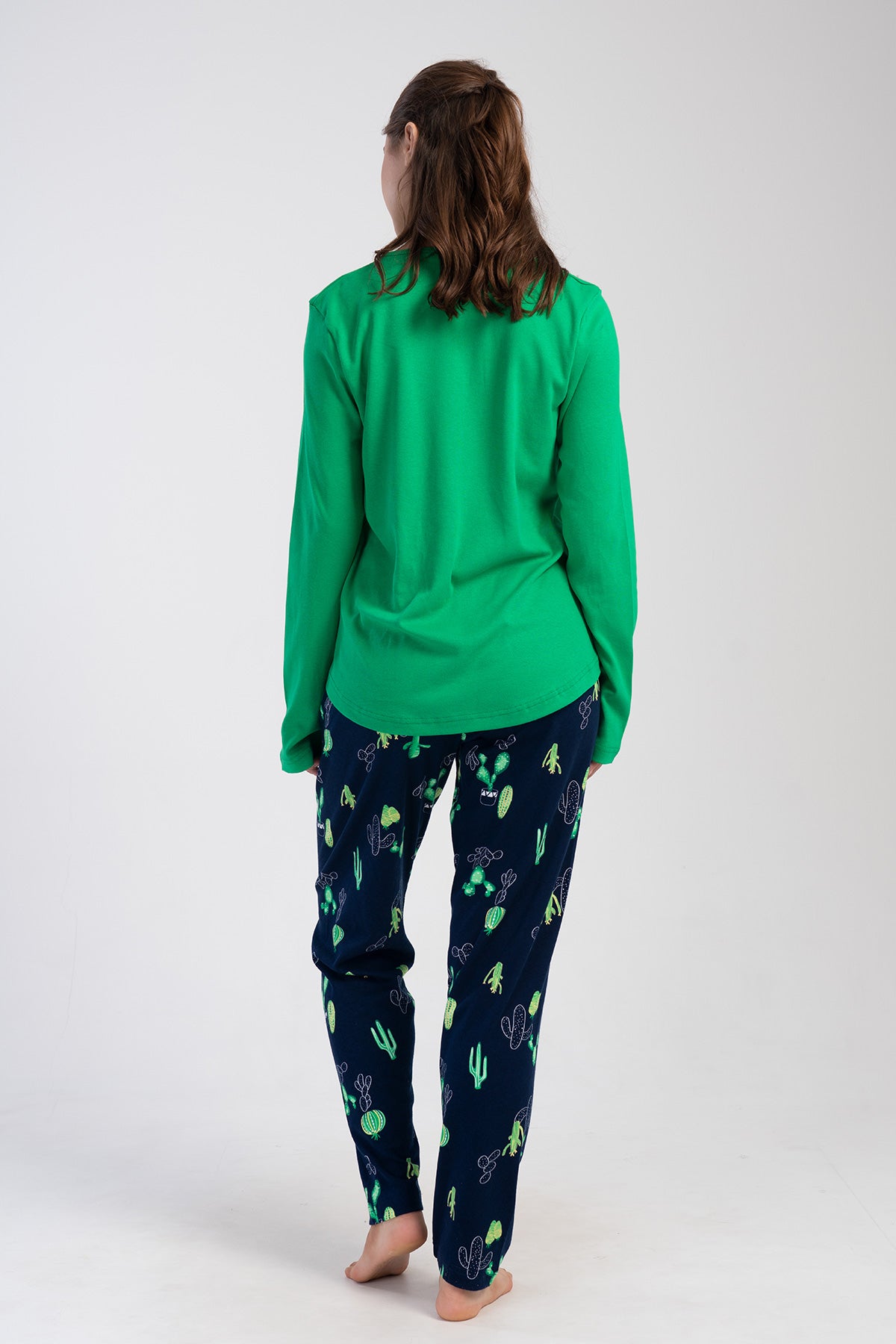 KADIN INTERLOK XXL O YAKA UZUN KOL ETEGI OVAL PIJAMA TAKIM - YESIL