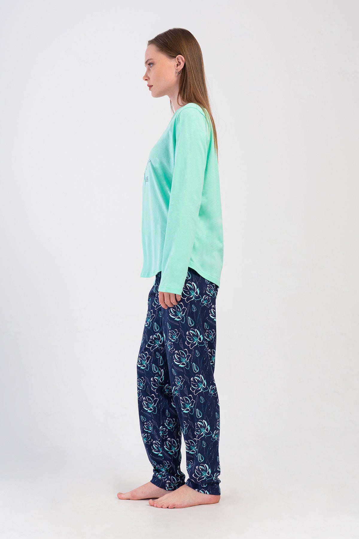 KADIN P.SUPREM XXL O YAKA UZUN KOL ETEGI OVAL PIJAMA TAKIM