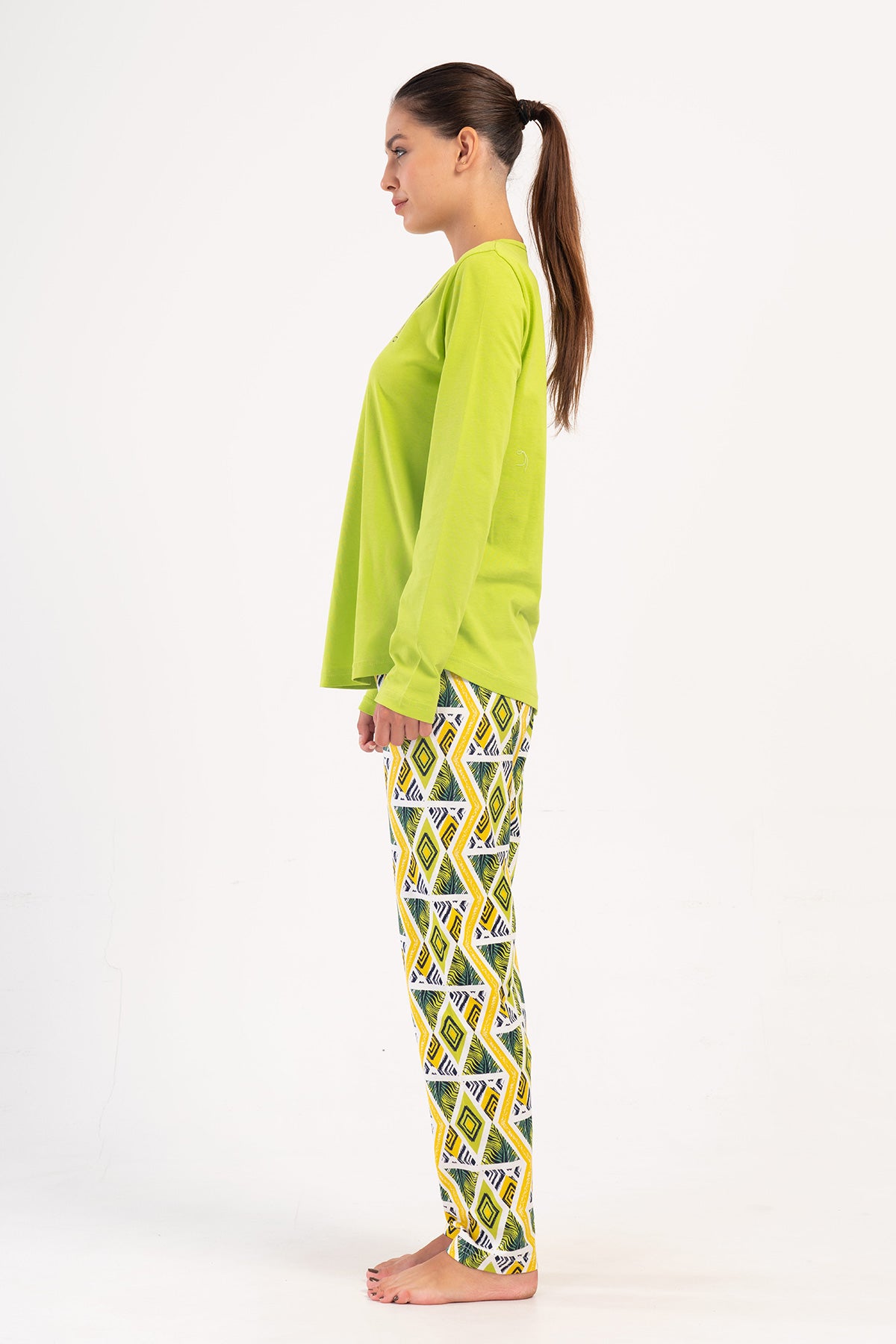 KADIN P.SUPREM XXL O YAKA UZUN KOL ETEGI OVAL PIJAMA TAKIM