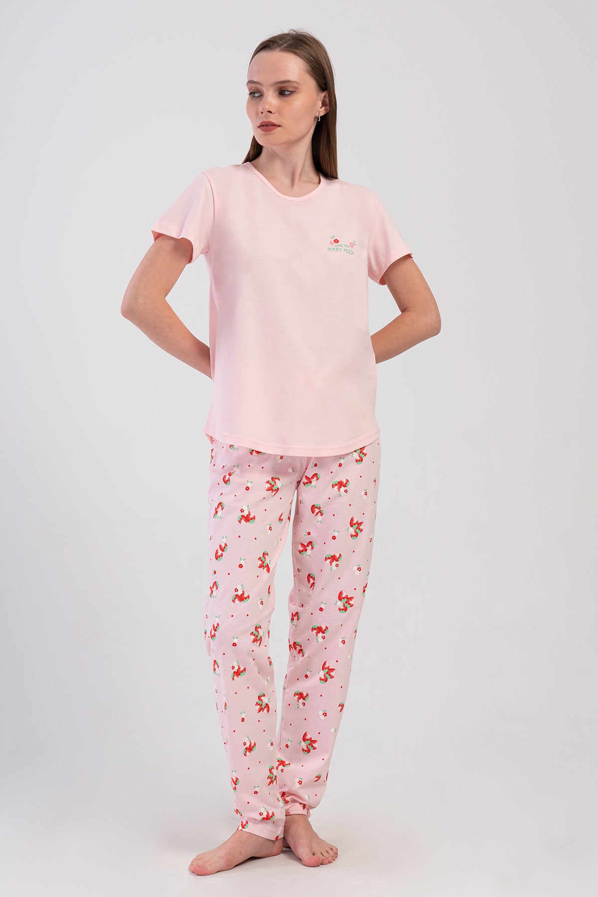 KADIN P.SUPREM O YAKA KISA KOL ETEGI OVAL PIJAMA TAKIM