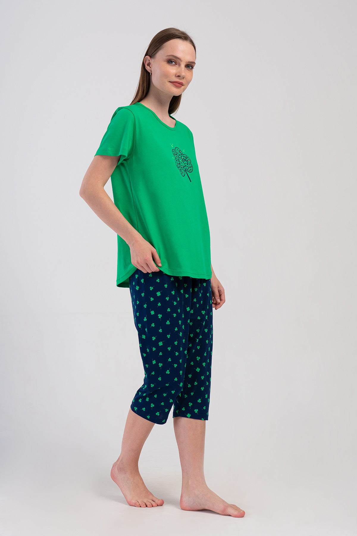 KADIN P.SUPREM BATTAL XXL O YAKA KISA KOL ETEGI OVAL KAPRI TAKIM