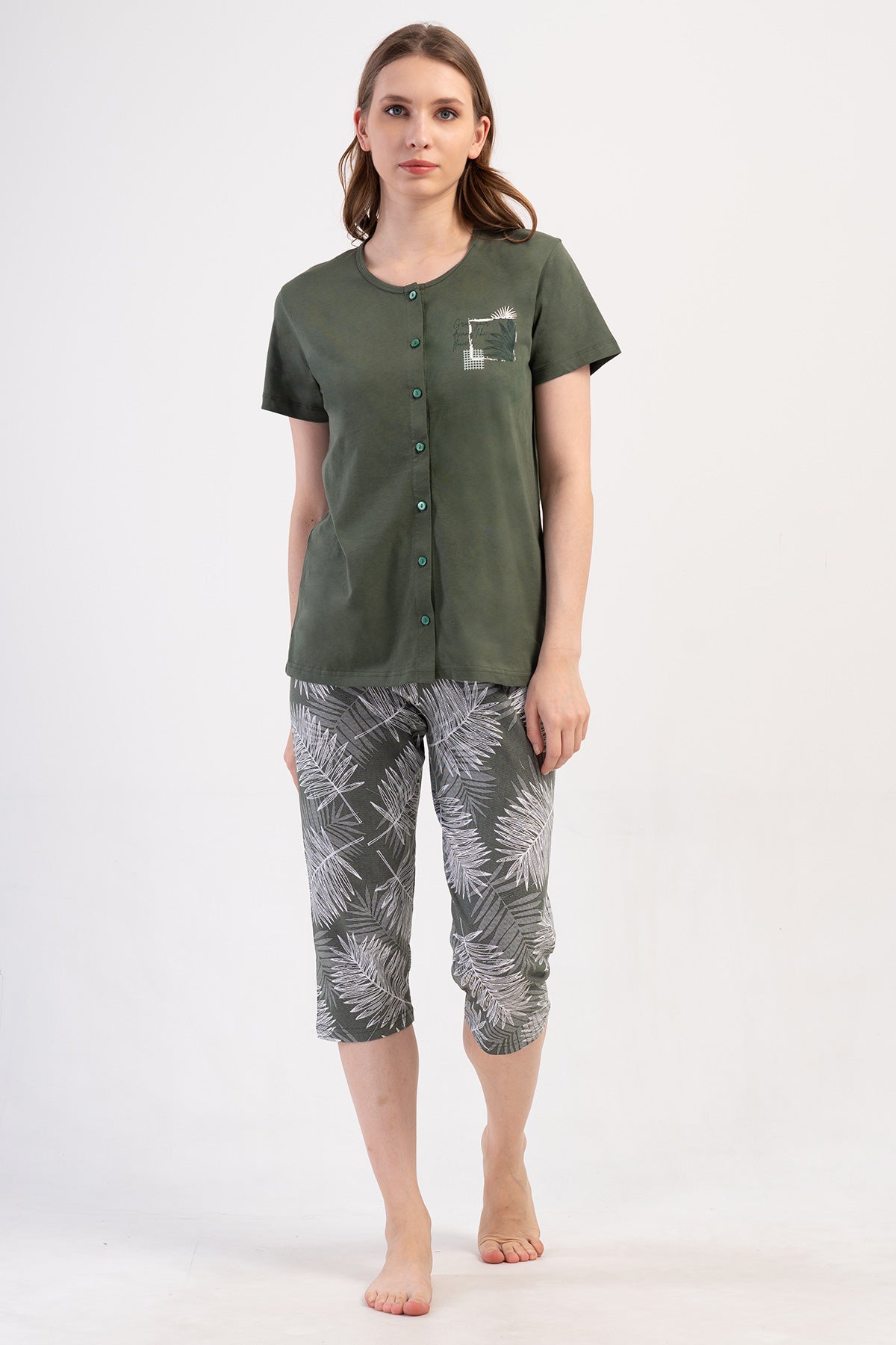 بدلة كابري قصيرة الأكمام من بي. سوبريم، بأزرار كاملة - لون ميدو