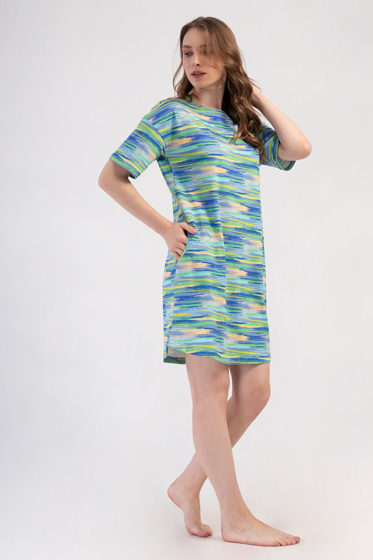 KADIN LYC SUPREM O YAKA DUSUK OMUZLU KISA KOL ETEGI OVAL CEPLI TUNIK