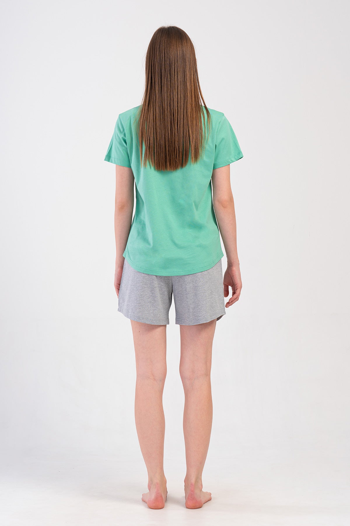 KADIN P.SUPREM O YAKA KISA KOL ETEGI OVAL SORT TAKIM