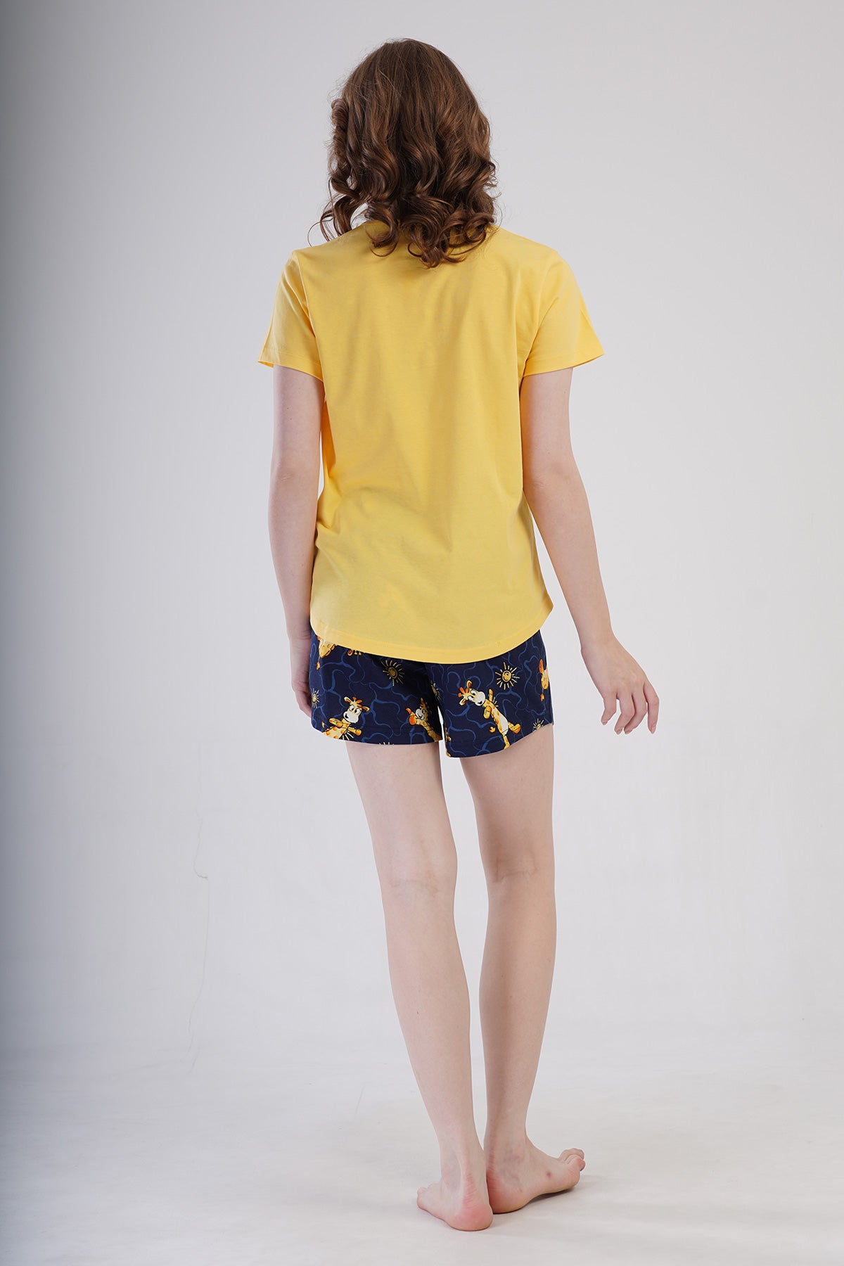 KADIN P.SUPREM O YAKA KISA KOL ETEGI OVAL SORT TAKIM