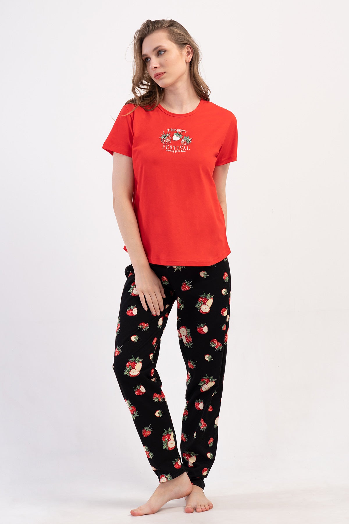 KADIN P.SUPREM XXL O YAKA KISA KOL ETEGI OVAL PIJAMA TAKIM - YENI KIRMIZI
