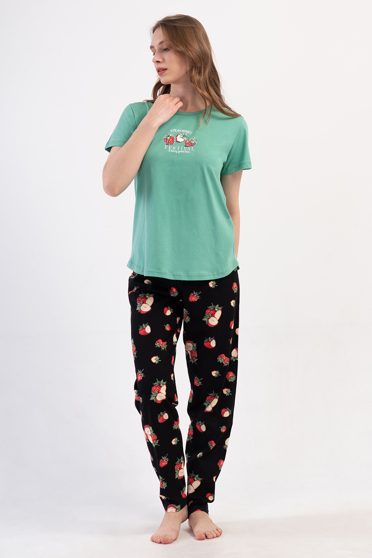 KADIN P.SUPREM XXL O YAKA KISA KOL ETEGI OVAL PIJAMA TAKIM - YESIL