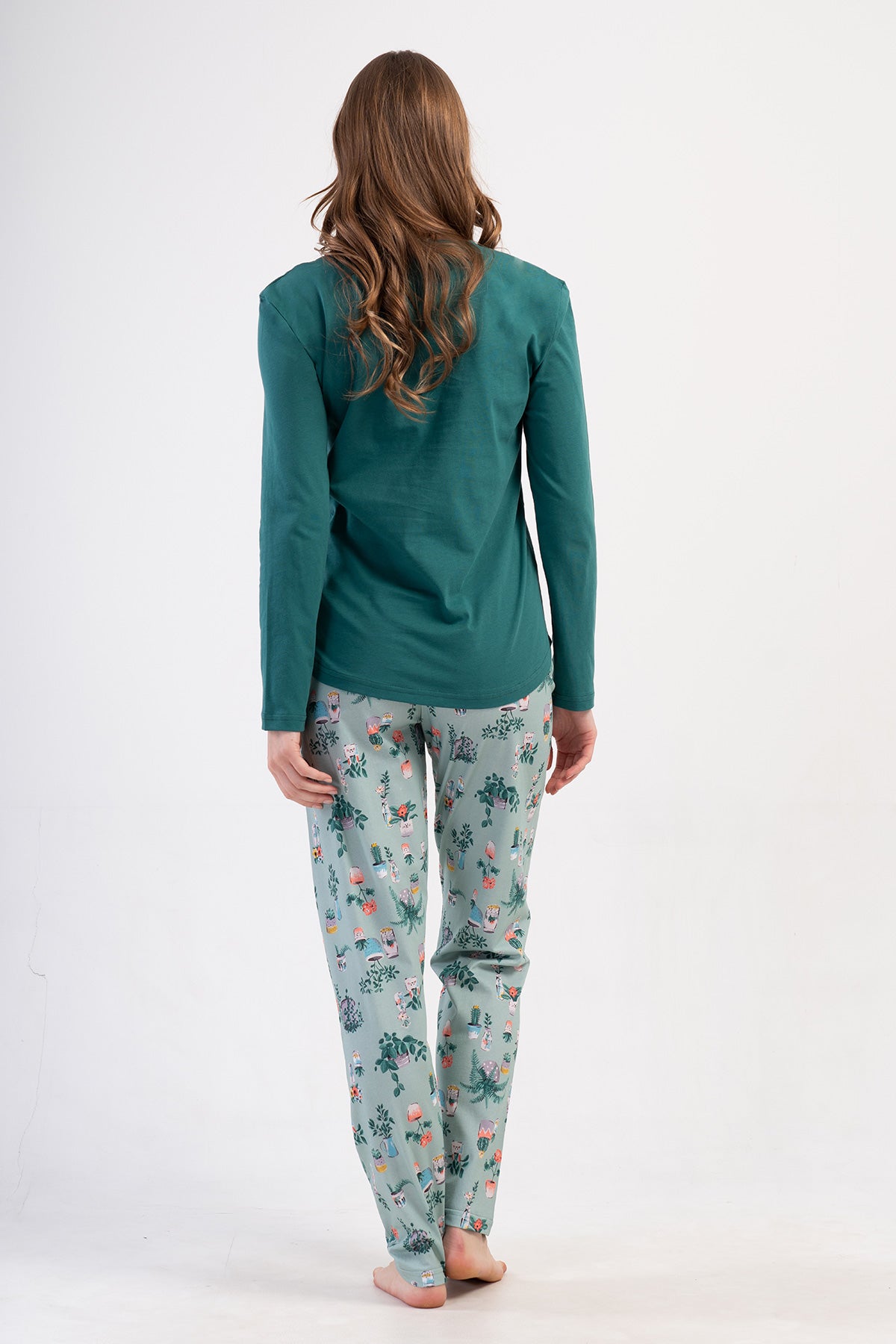 KADIN P.SUPREM O YAKA UZUN KOL ETEGI OVAL PIJAMA TAKIM - YESIL