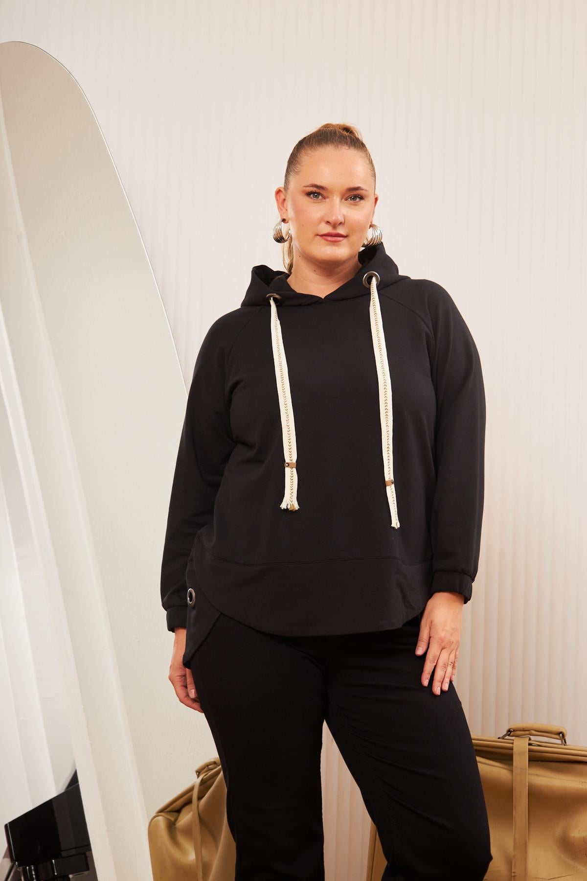 Büyük Beden Süslemeli Bağcıklı Kordon Sweatshirt Siyah