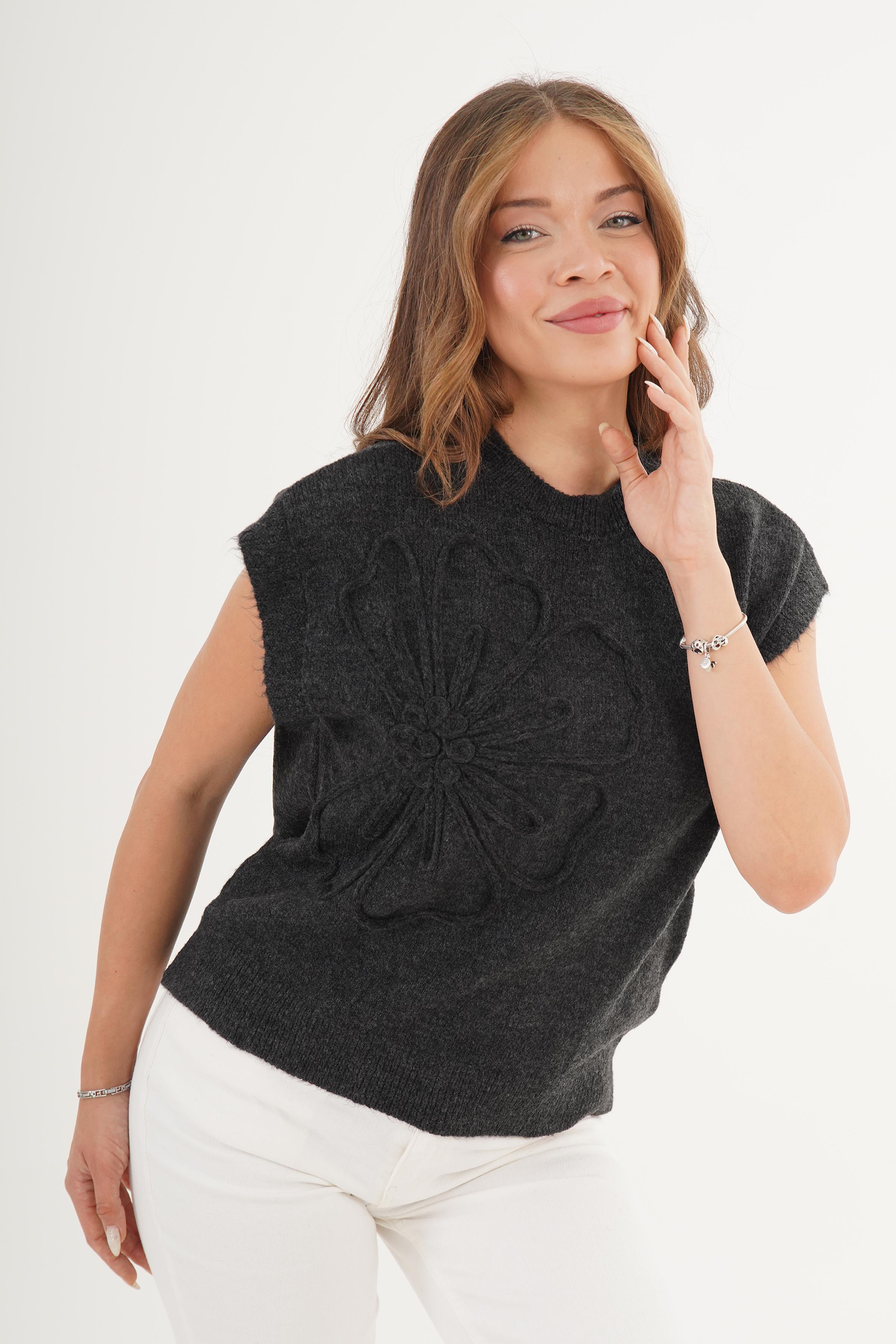 Papatya Desenli Toptan Antrasit Triko Süveter