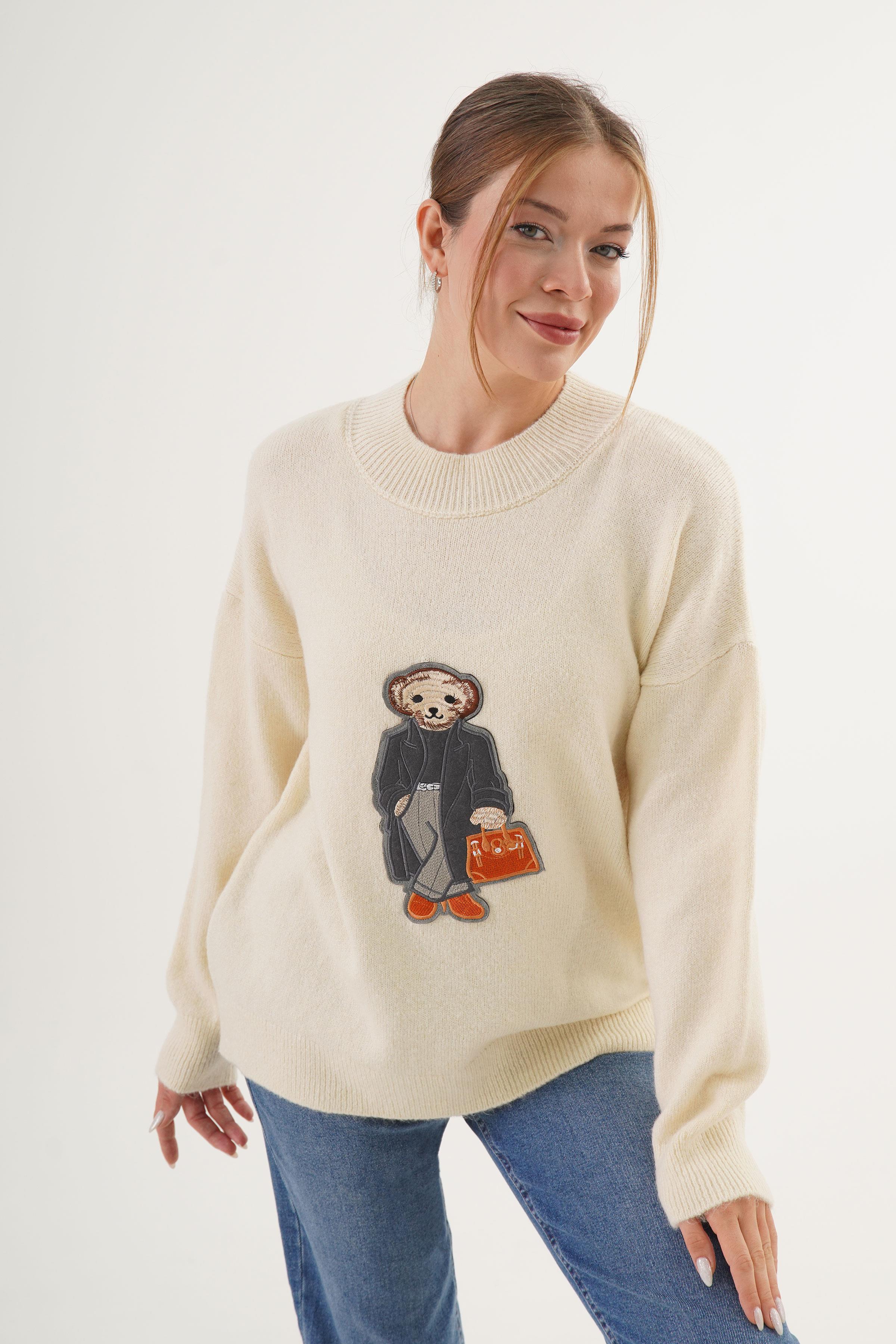 Ayıcık Nakışlı Bisiklet Yaka Toptan Krem Triko Kazak