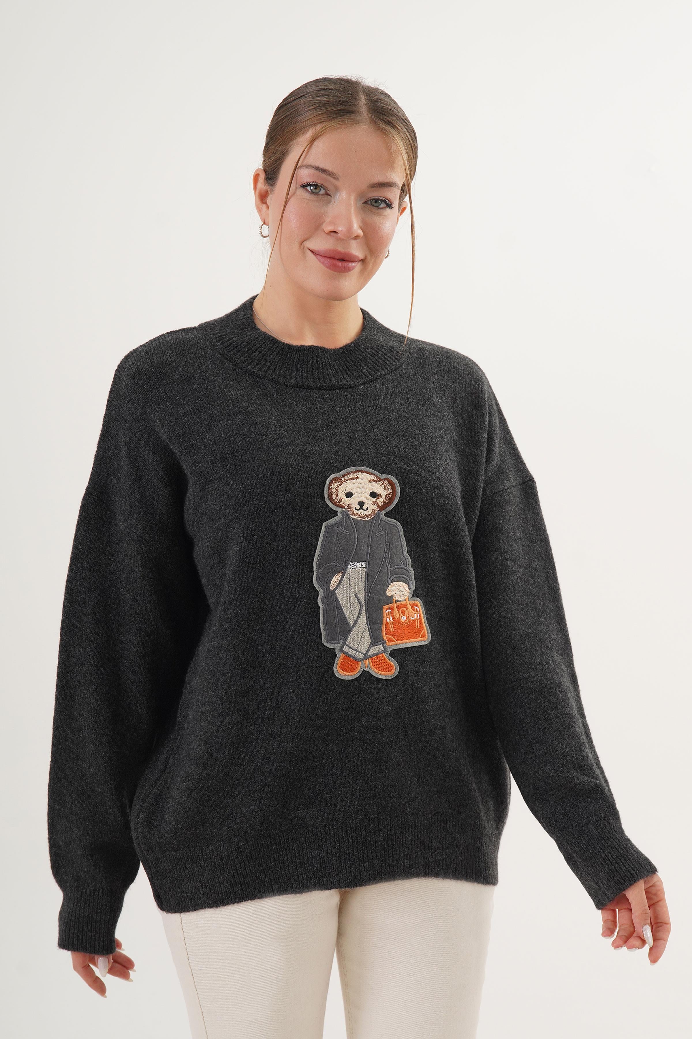 Ayıcık Nakışlı Bisiklet Yaka Toptan Antrasit Triko Kazak