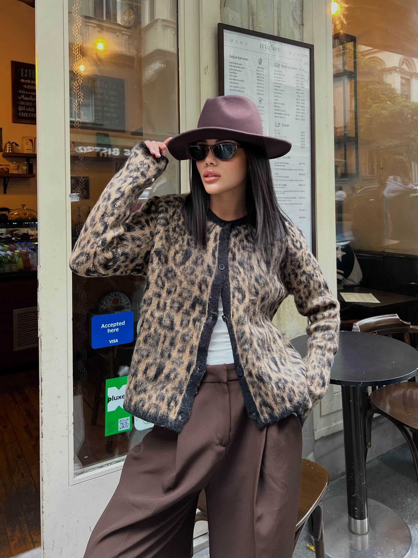 5017 LEOPAR DESEN TRİKO HIRKA