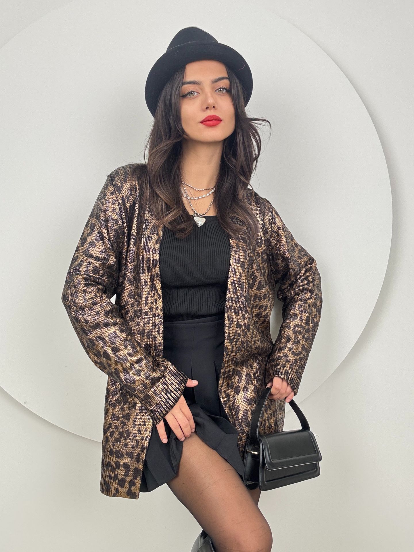 5024 PARLAK LEOPAR DESEN TRİKO HIRKA
