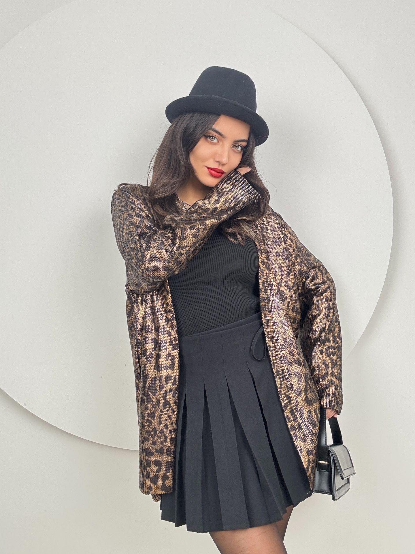 5024 PARLAK LEOPAR DESEN TRİKO HIRKA