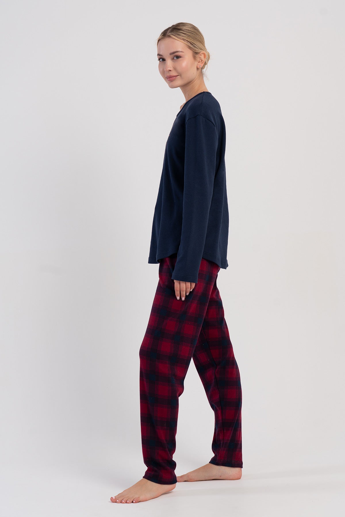KADIN INTERLOK O YAKA UZUN KOL ETEGI OVAL PIJAMA TAKIM - Y.LACIVERT
