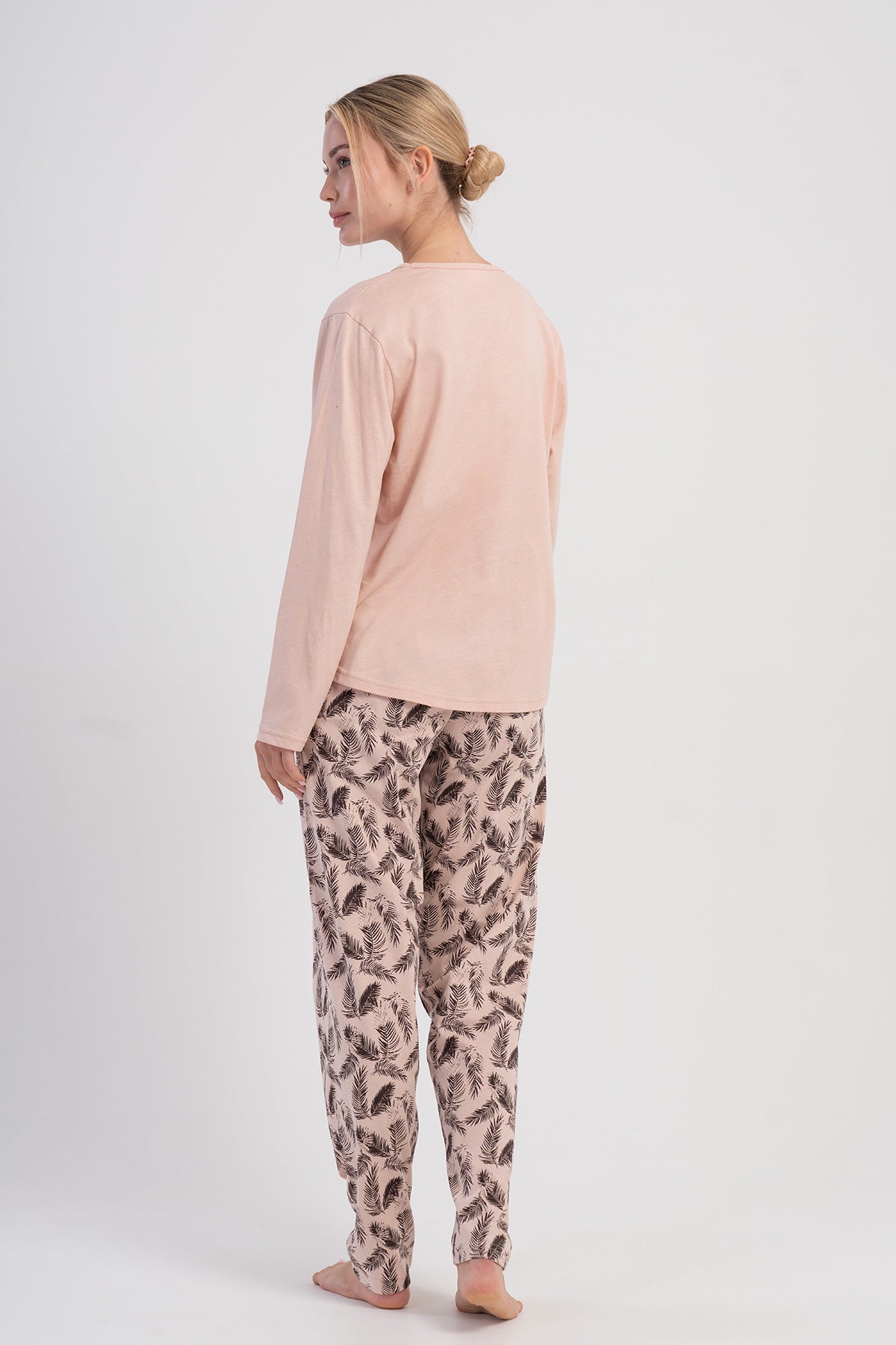 KADIN P.SUPREM XXL V YAKA UZUN KOL ETEGI OVAL PIJAMA TAKIM - PUDRA PEMBE