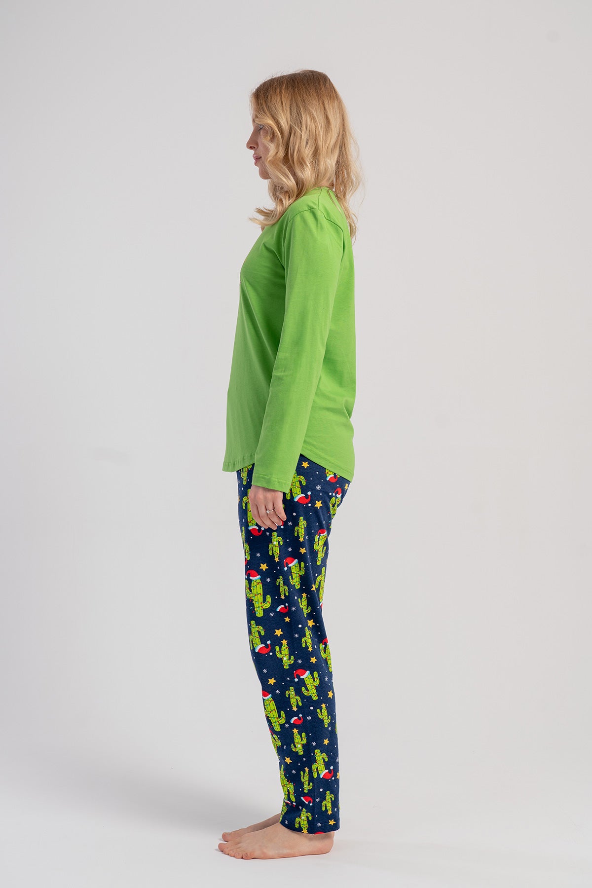 KADIN P.SUPREM O YAKA UZUN KOL ETEGI OVAL PIJAMA TAKIM - KOYU YESIL