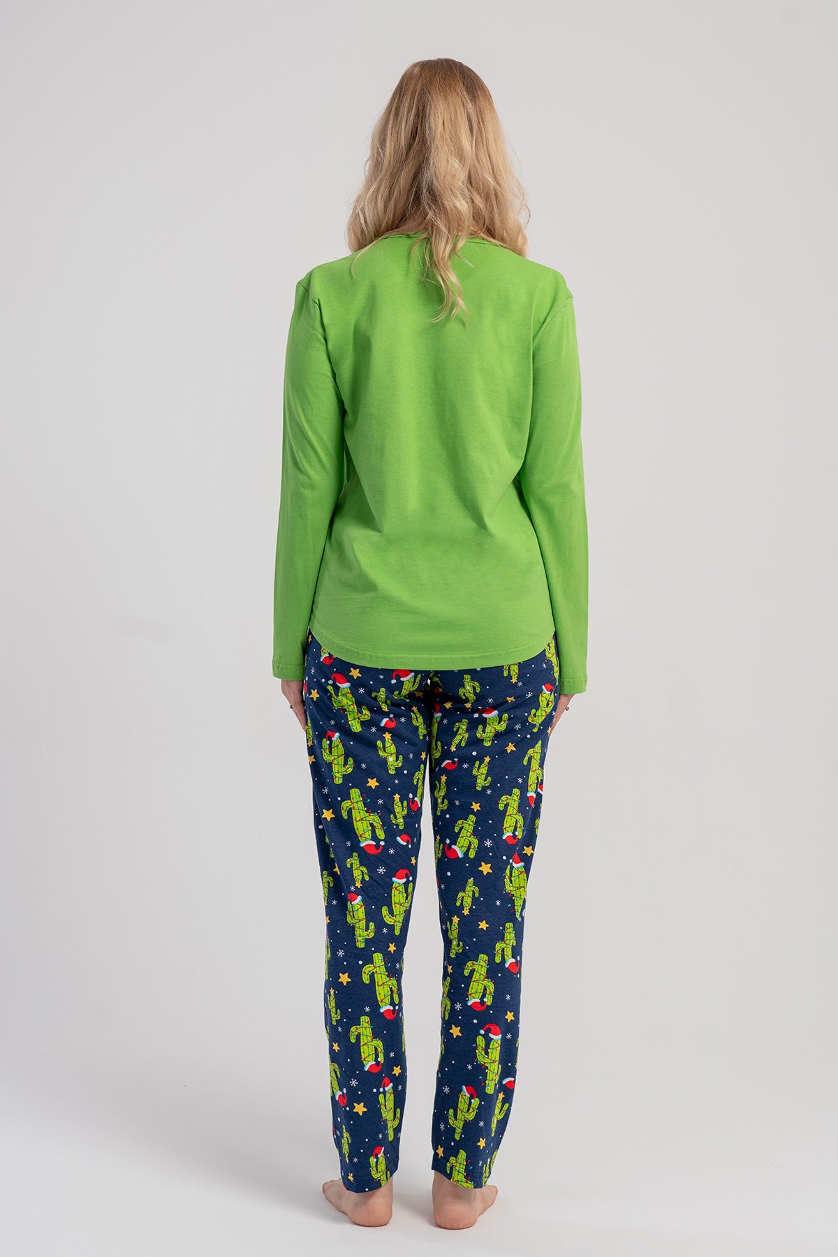 KADIN P.SUPREM O YAKA UZUN KOL ETEGI OVAL PIJAMA TAKIM - KOYU YESIL