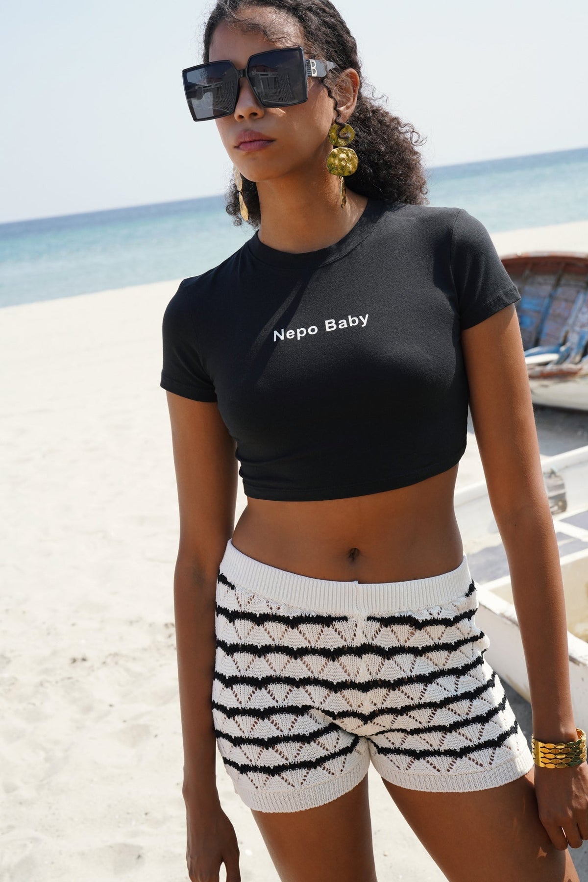 Nepo Baskılı Crop T-Shirt - Beyaz