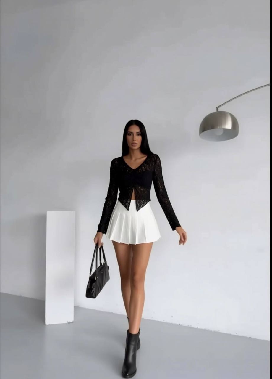 Ön Büzgülü Uzun Kol Dantel Bluz