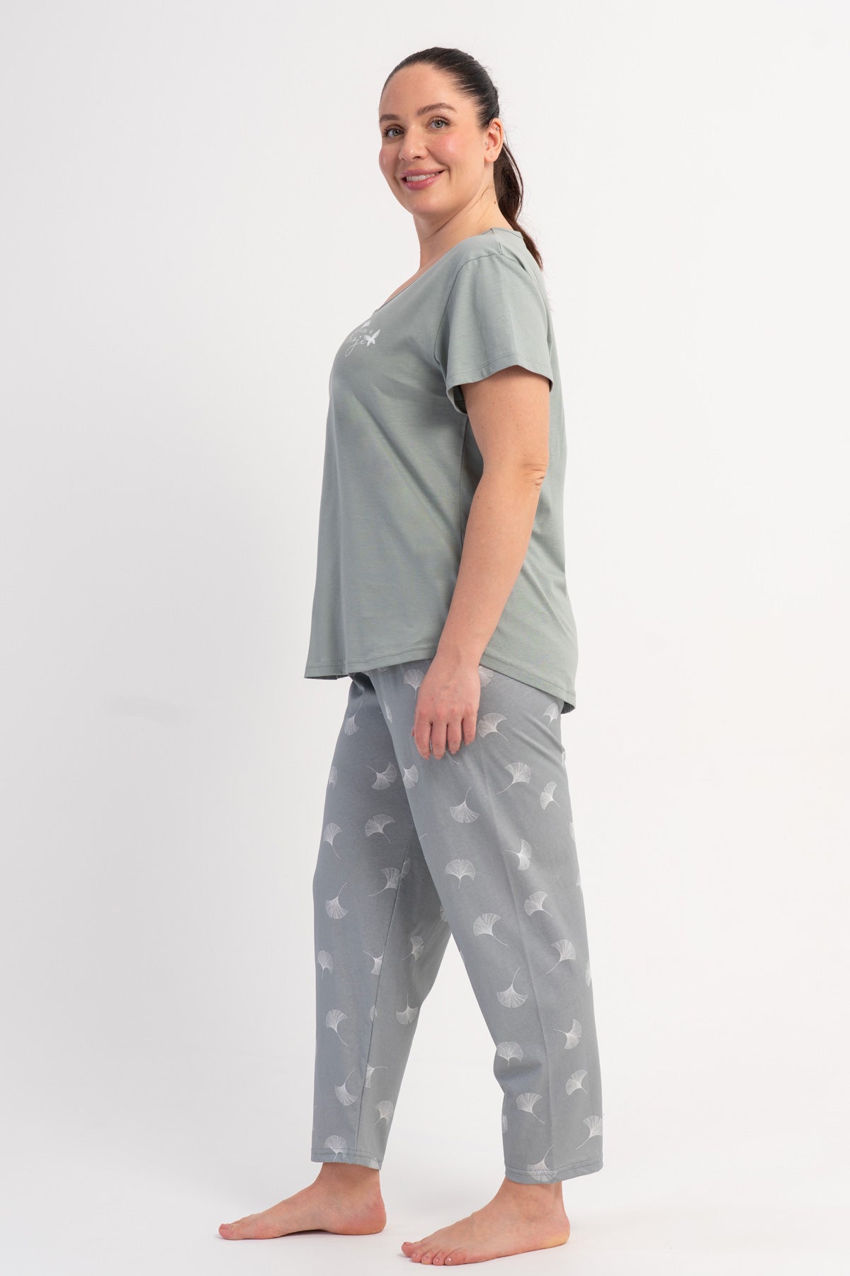 KADIN P.SUPREM BATTAL XXL O YAKA KISA KOL ETEGI OVAL PIJAMA TAKIM - SAF GRI