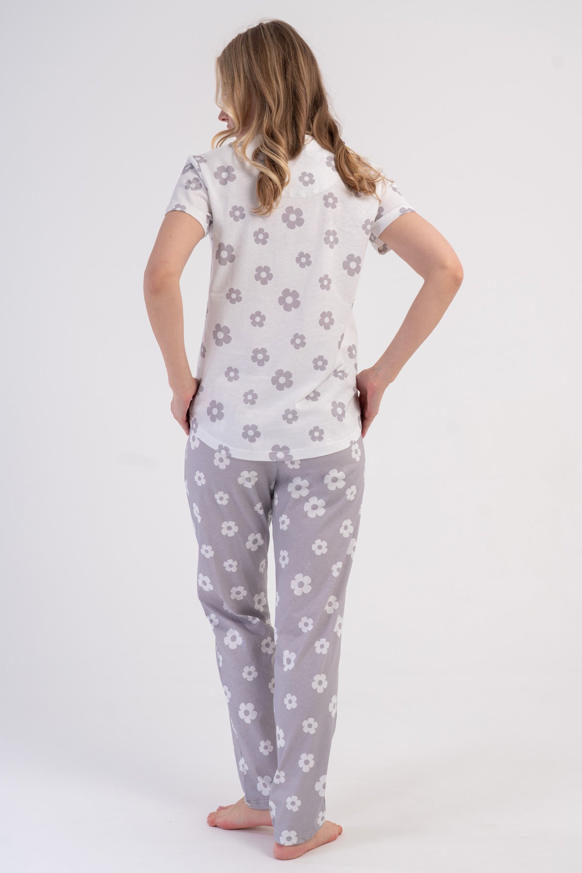 KADIN P.SUPREM O YAKA KISA KOL ETEGI OVAL CEPLI PIJAMA TAKIM - KREM