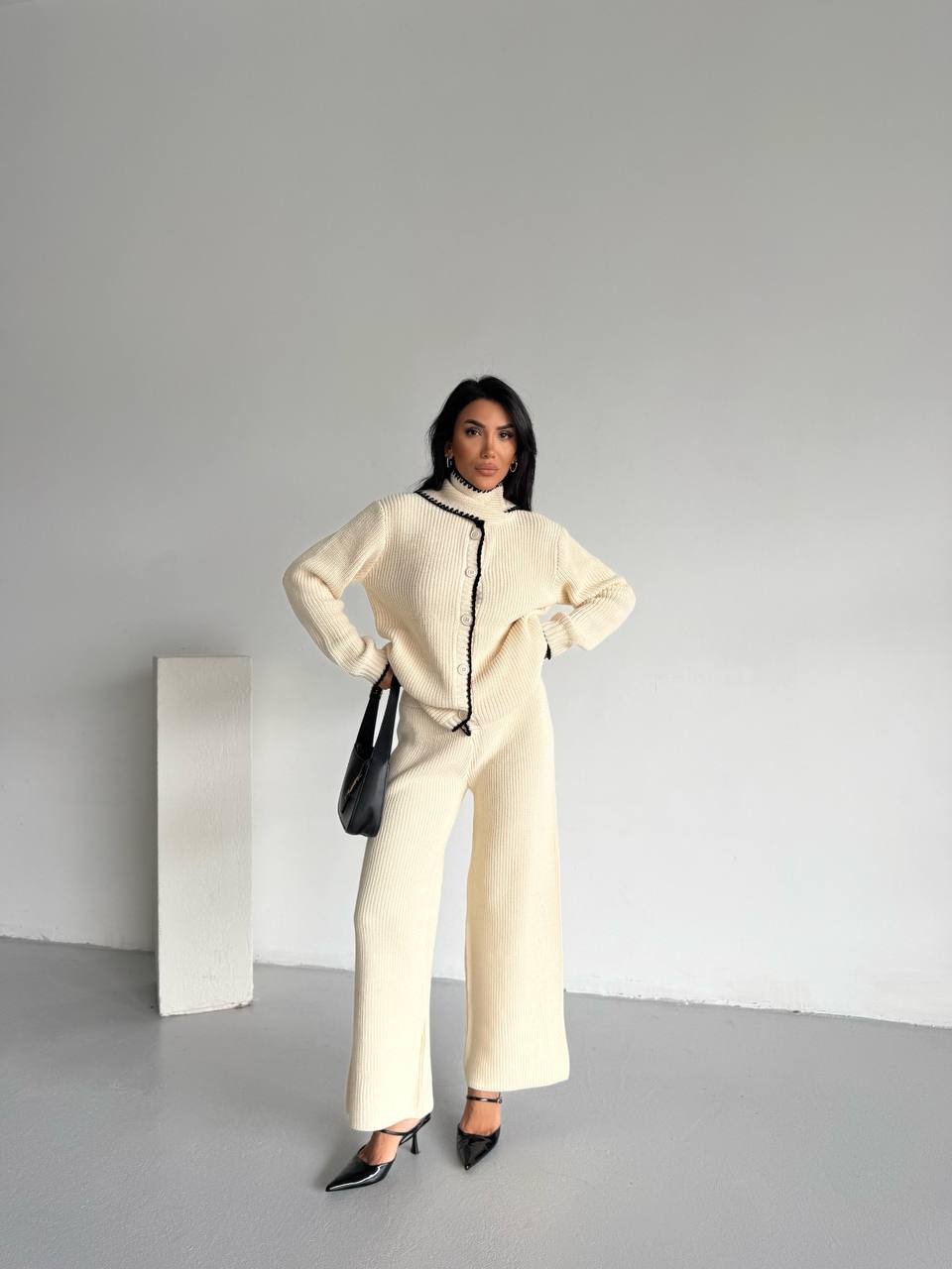 Şal Yaka Triko Takım