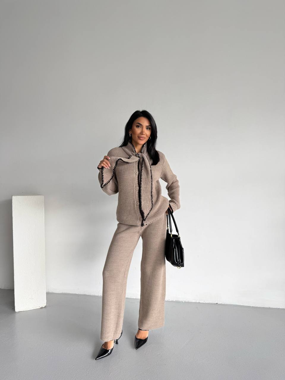 Şal Yaka Triko Takım