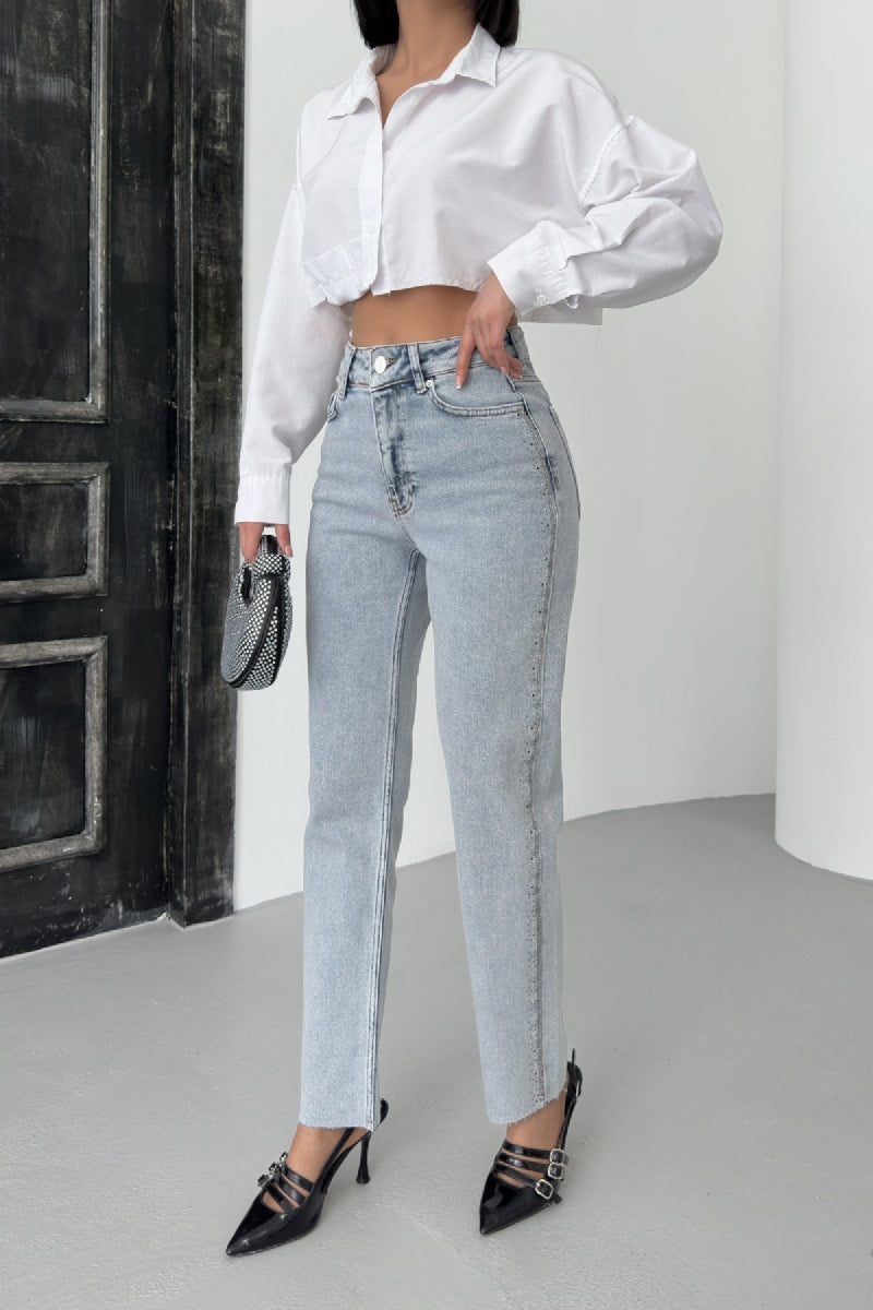 Şerit Taşlı Mom Fit Kot Pantolon Kar Yıkama Açık Mavi