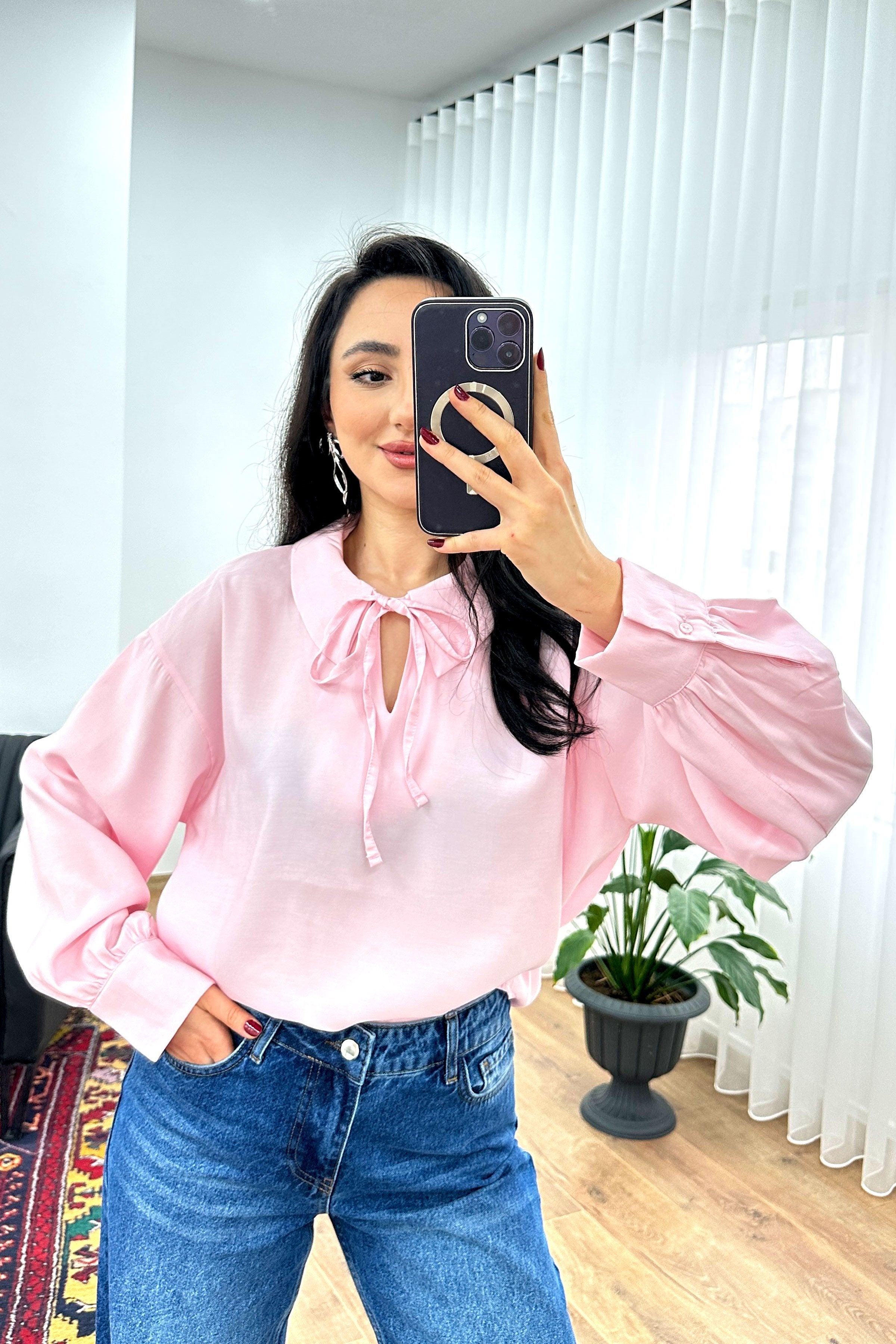 Yaka Bağlamalı Dökümlü Pembe Toptan Bluz Pembe S