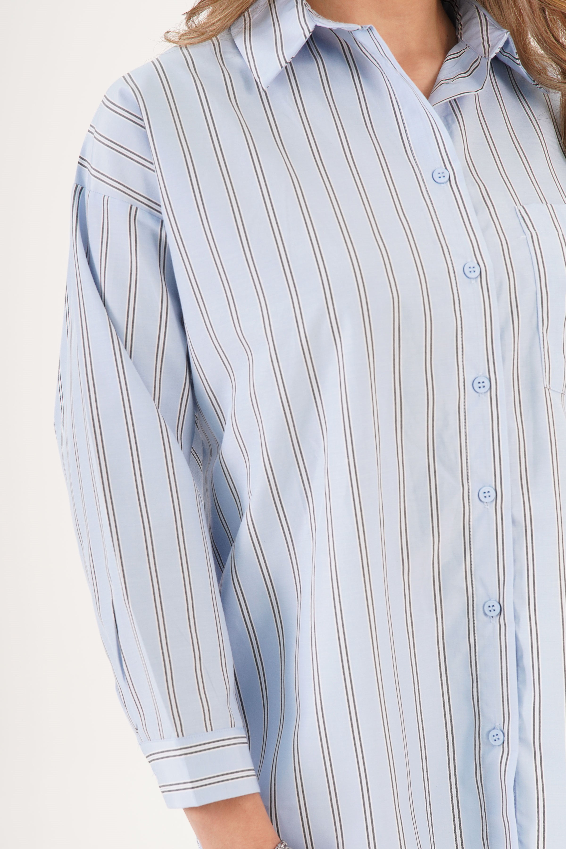 Çizgili Arkası Düğme Detaylı Toptan Mavi Gömlek