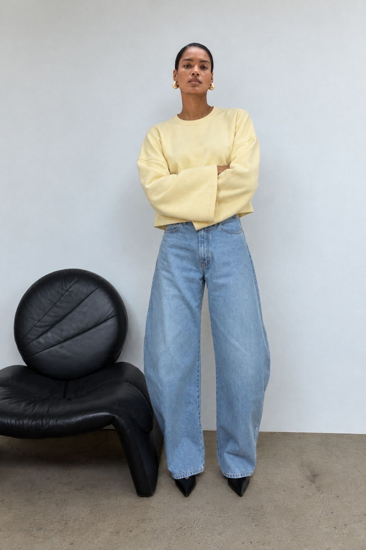 Geniş Kol Bisiklet Yaka Basic Sweatshirt - Siyah