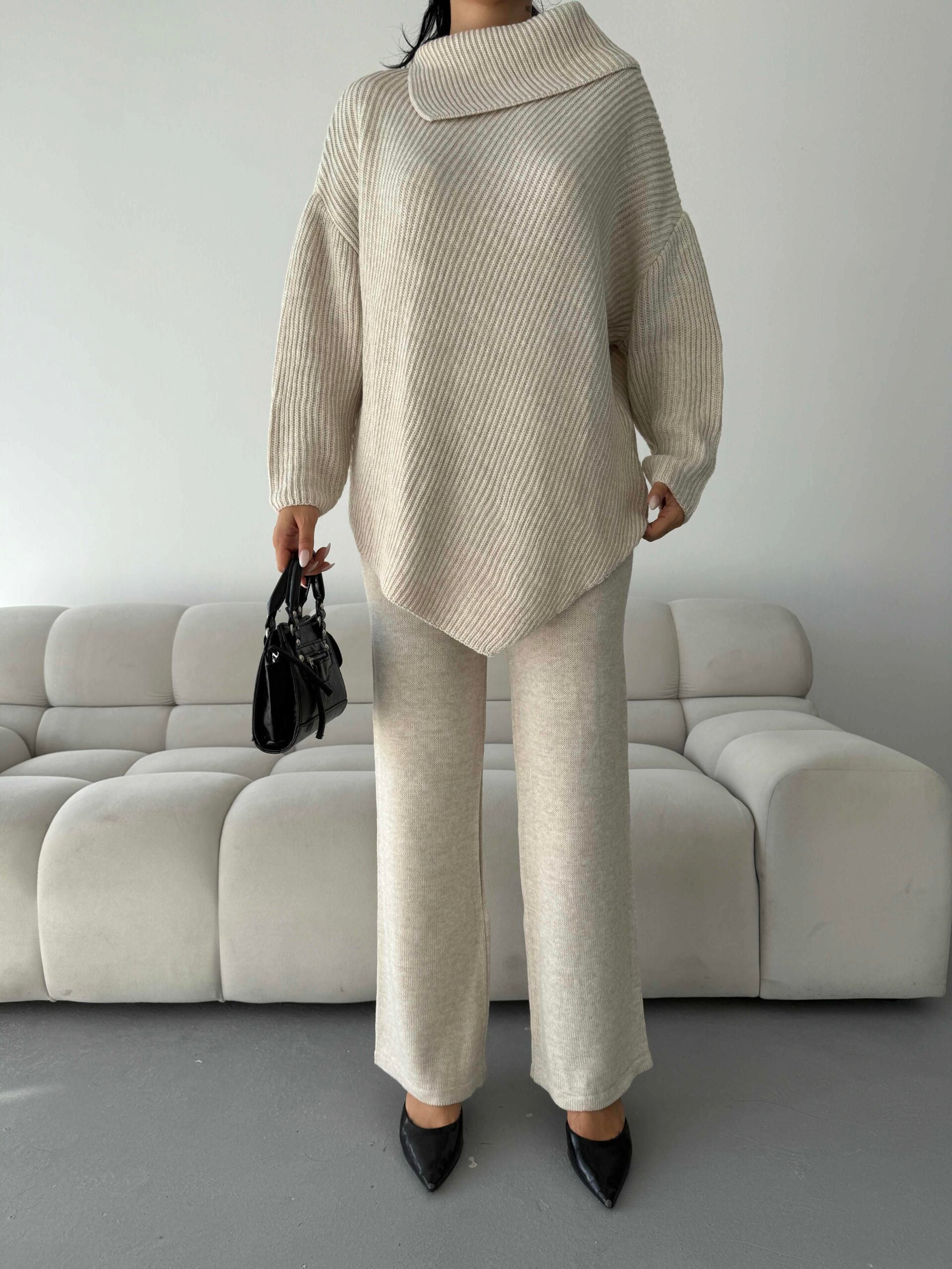 Mektup Yaka Triko Takım 1555