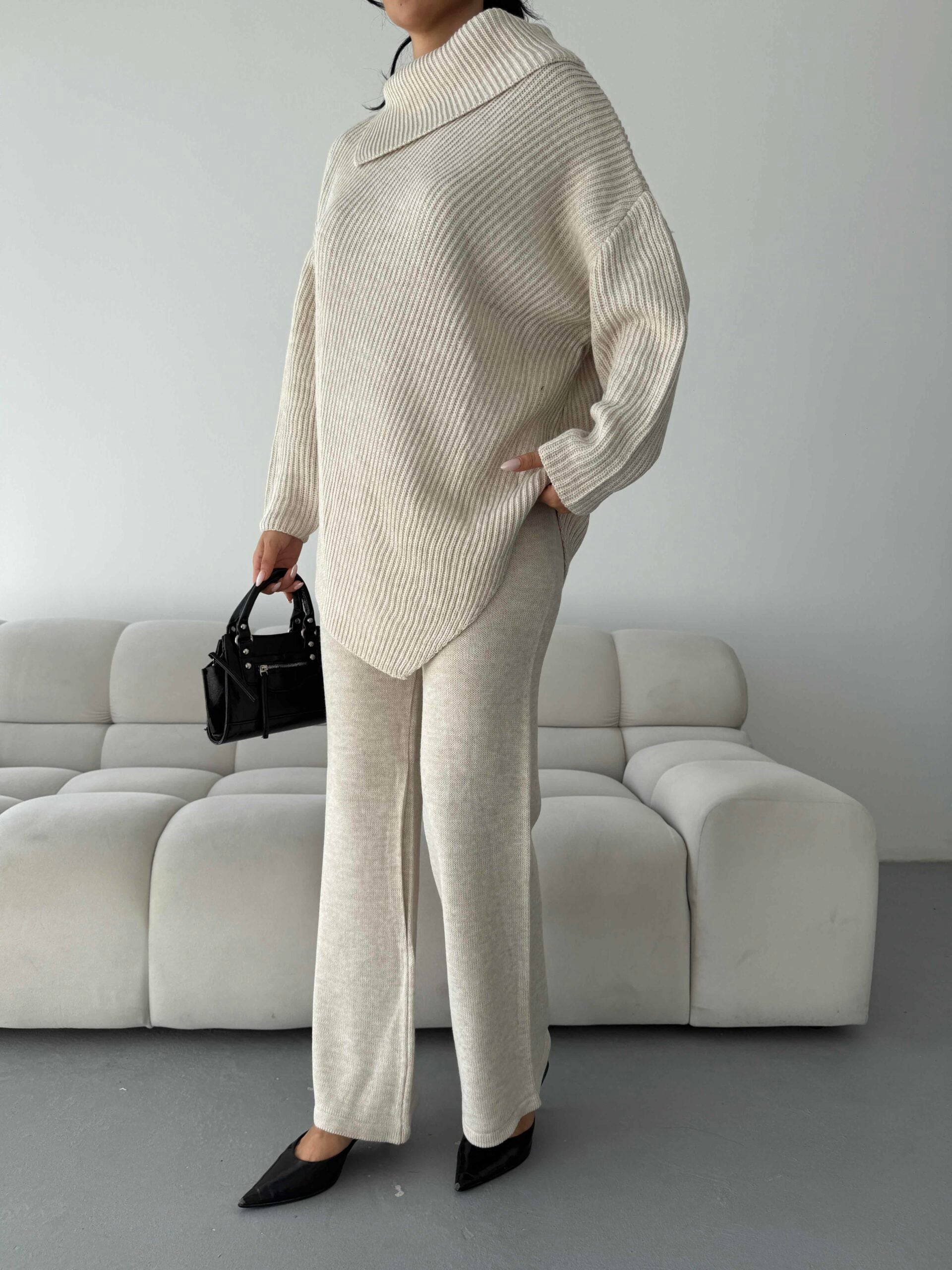 Mektup Yaka Triko Takım 1555