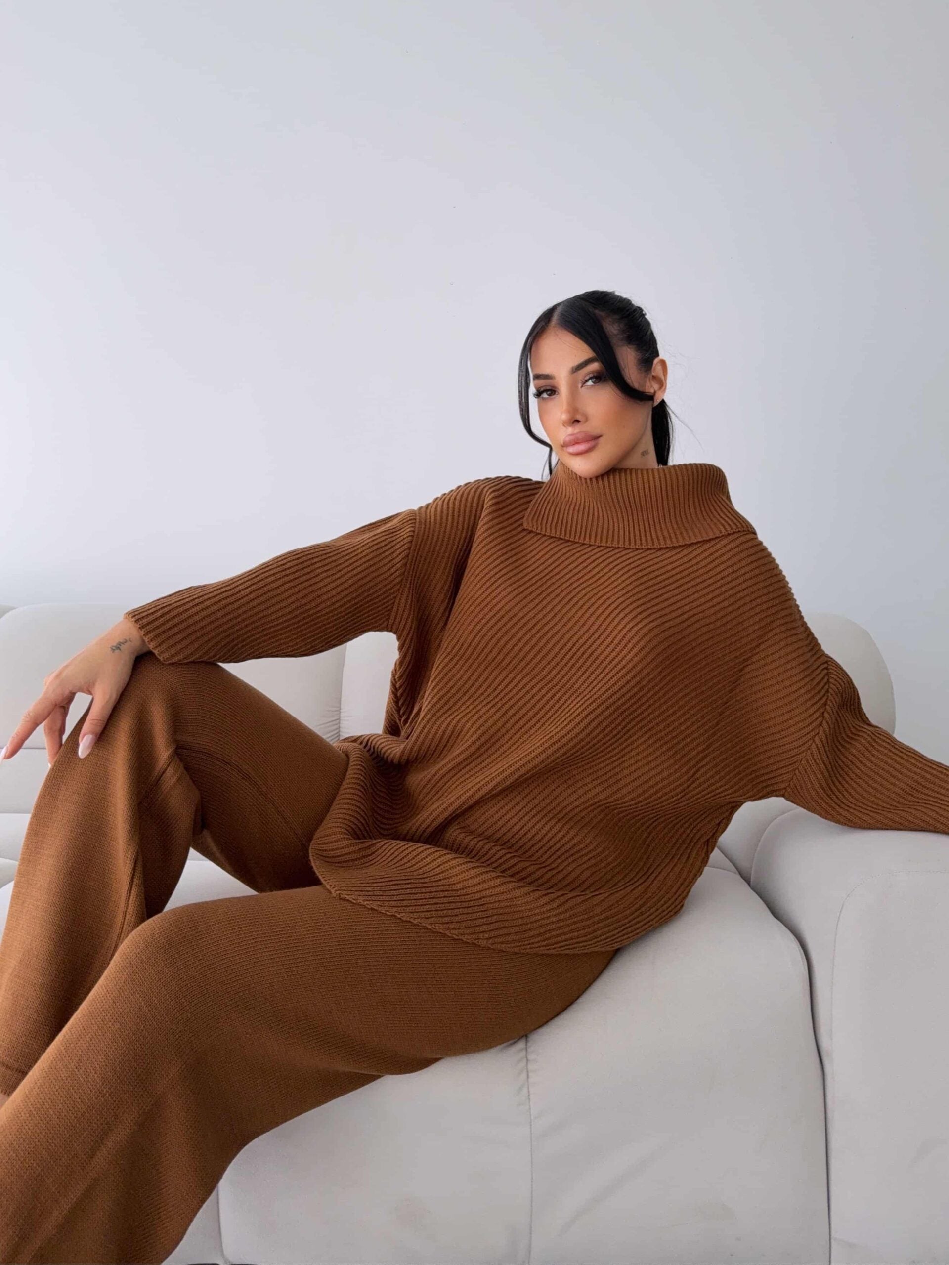 Mektup Yaka Triko Takım 1555