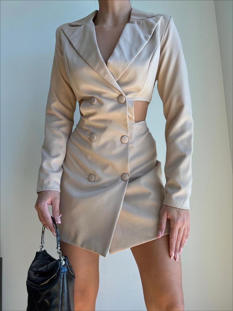 Yan Detay Şort Elbise