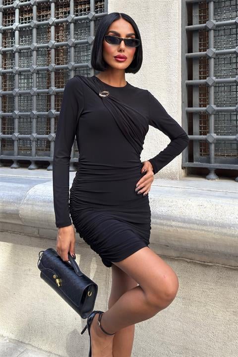 Aksesuar Detaylı ve Büzgülü Slim Elbise 2913 SİYAH L