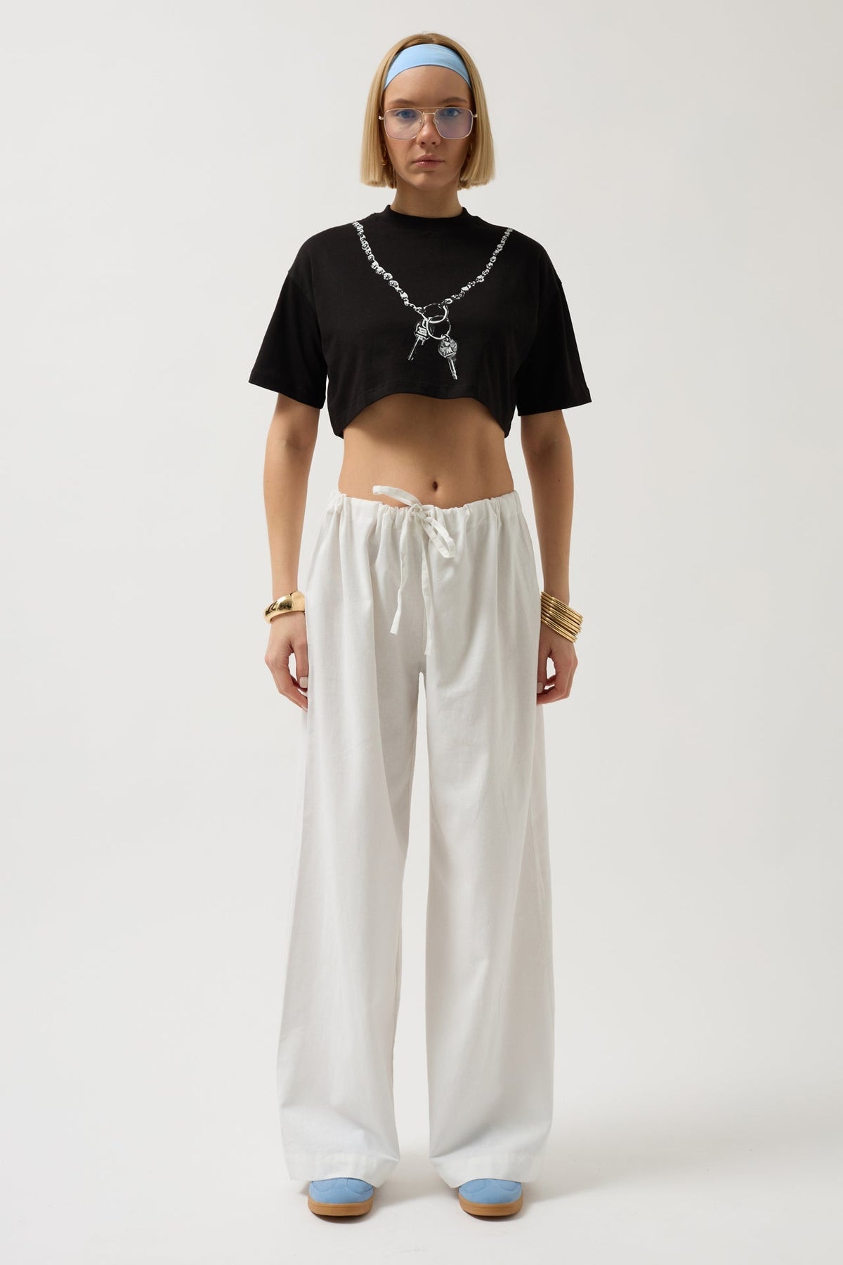 Zincir Baskılı Crop T-Shirt - Beyaz