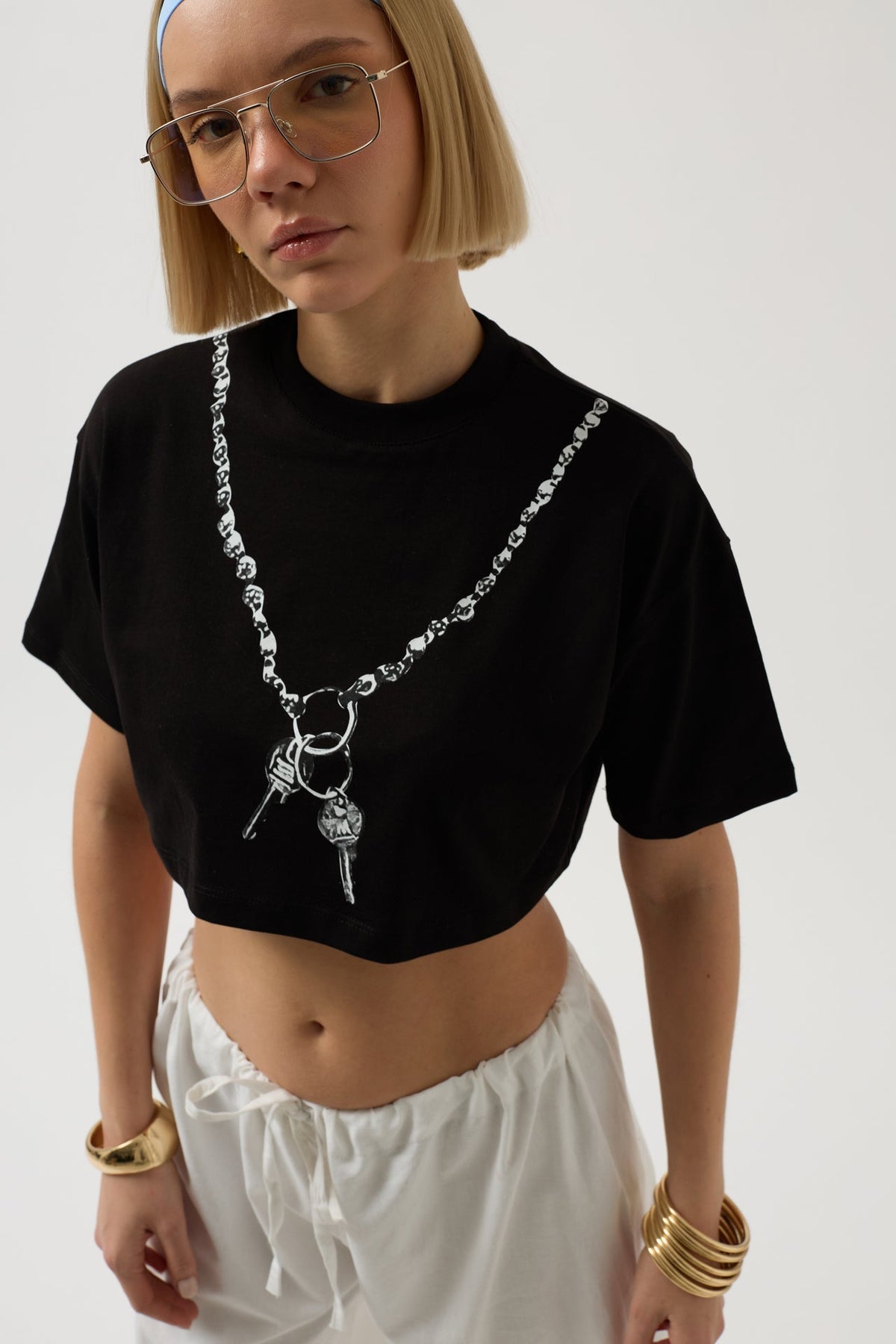 Zincir Baskılı Crop T-Shirt - Beyaz