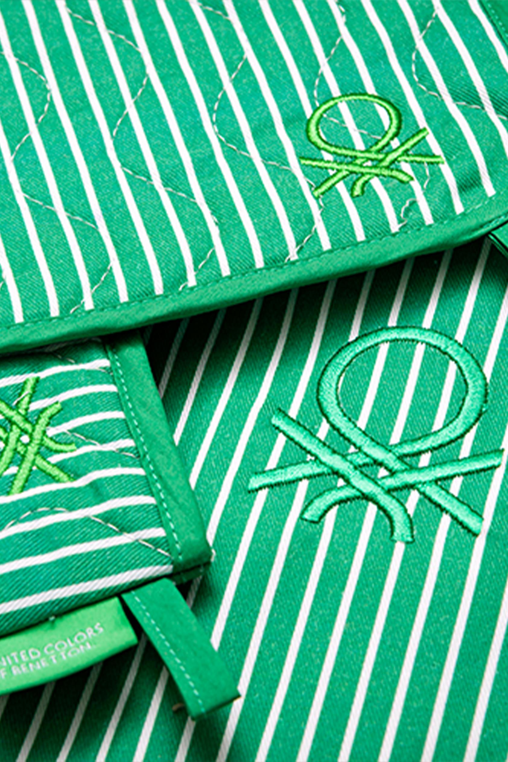 Be-28454-Gr  %100 Pamuk Yeşil Çizgili 17*30 Cm-20*20 Cm (Eldiven Ve Tutaç) Mutfak Seti