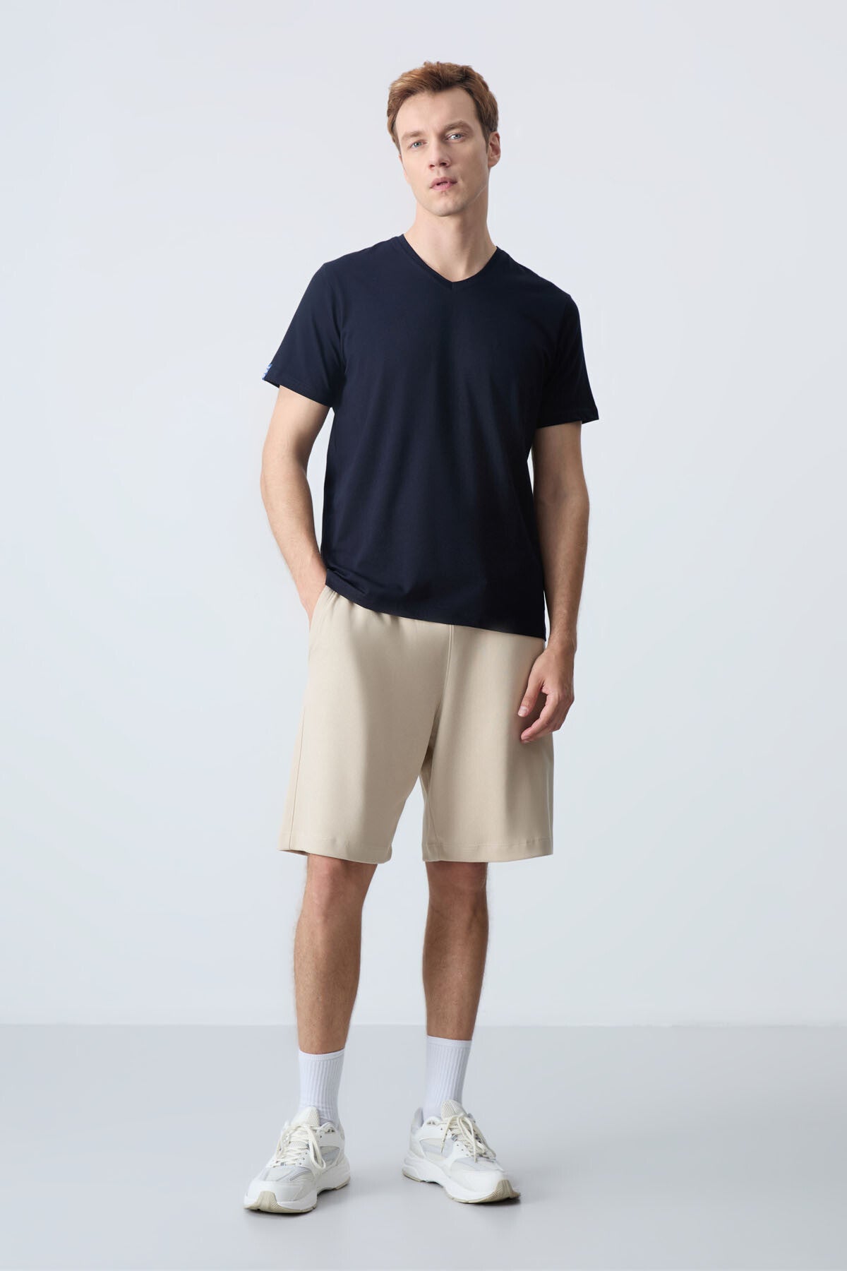 Bej Pamuklu Kalın Yumuşak Dokulu Standart Fit Basic Erkek Şort  - 81275