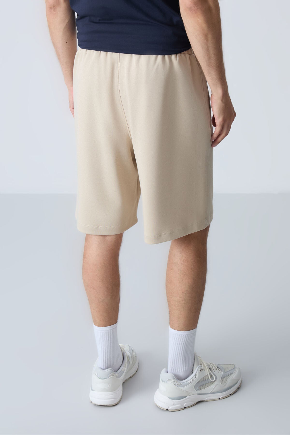 Bej Pamuklu Kalın Yumuşak Dokulu Standart  Fit Basic Erkek Şort  - 81277