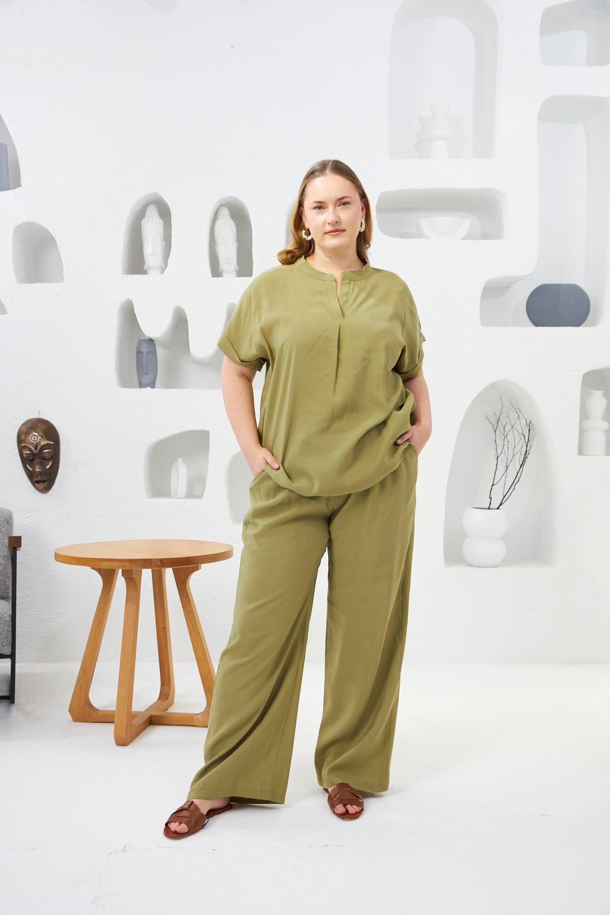 Beli Lastikli Geniş Paça Büyük Beden Pantolon Oliv
