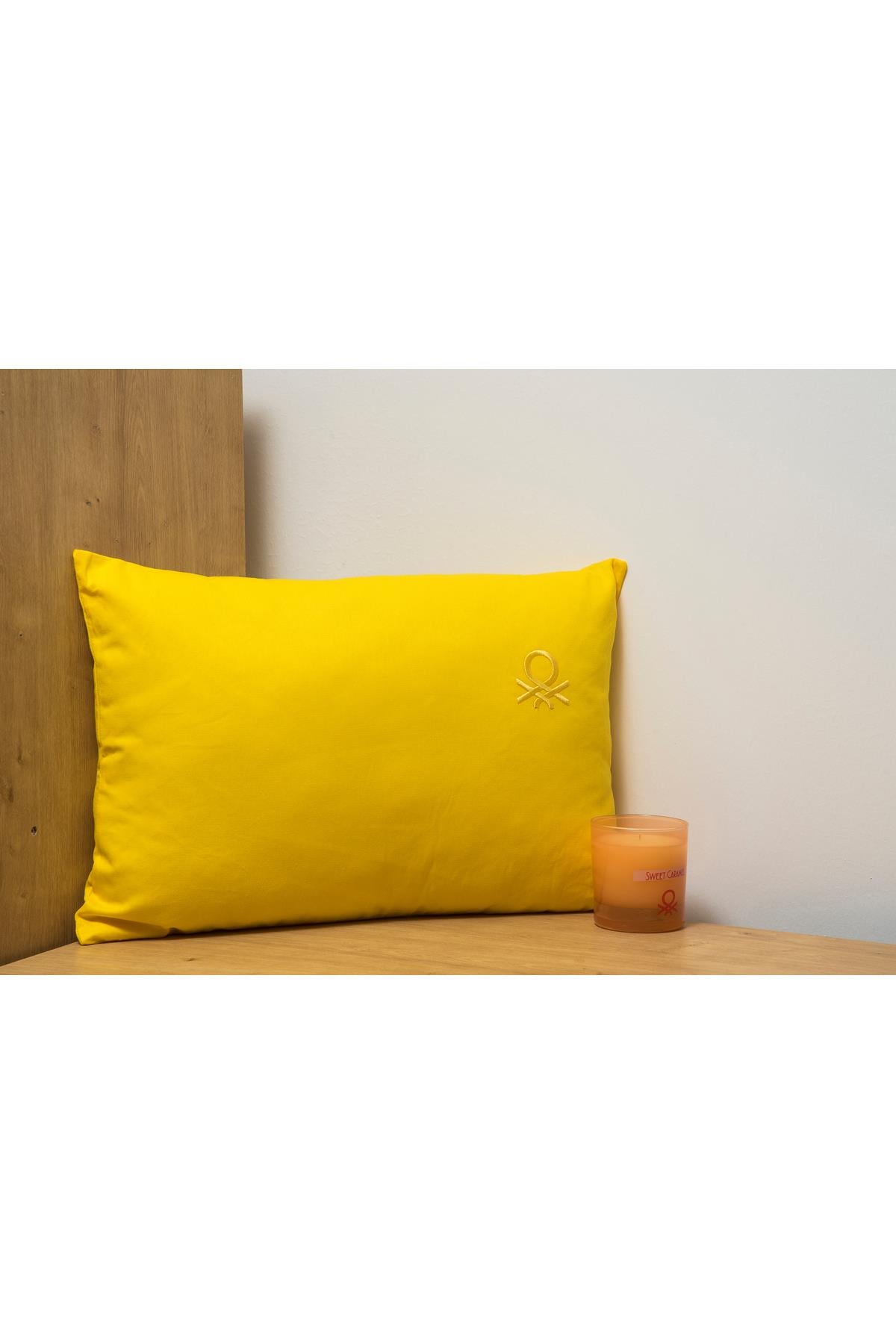 Benetton 100% Pamuk 35*50 Cm Düz Kırlent Dolu Sarı