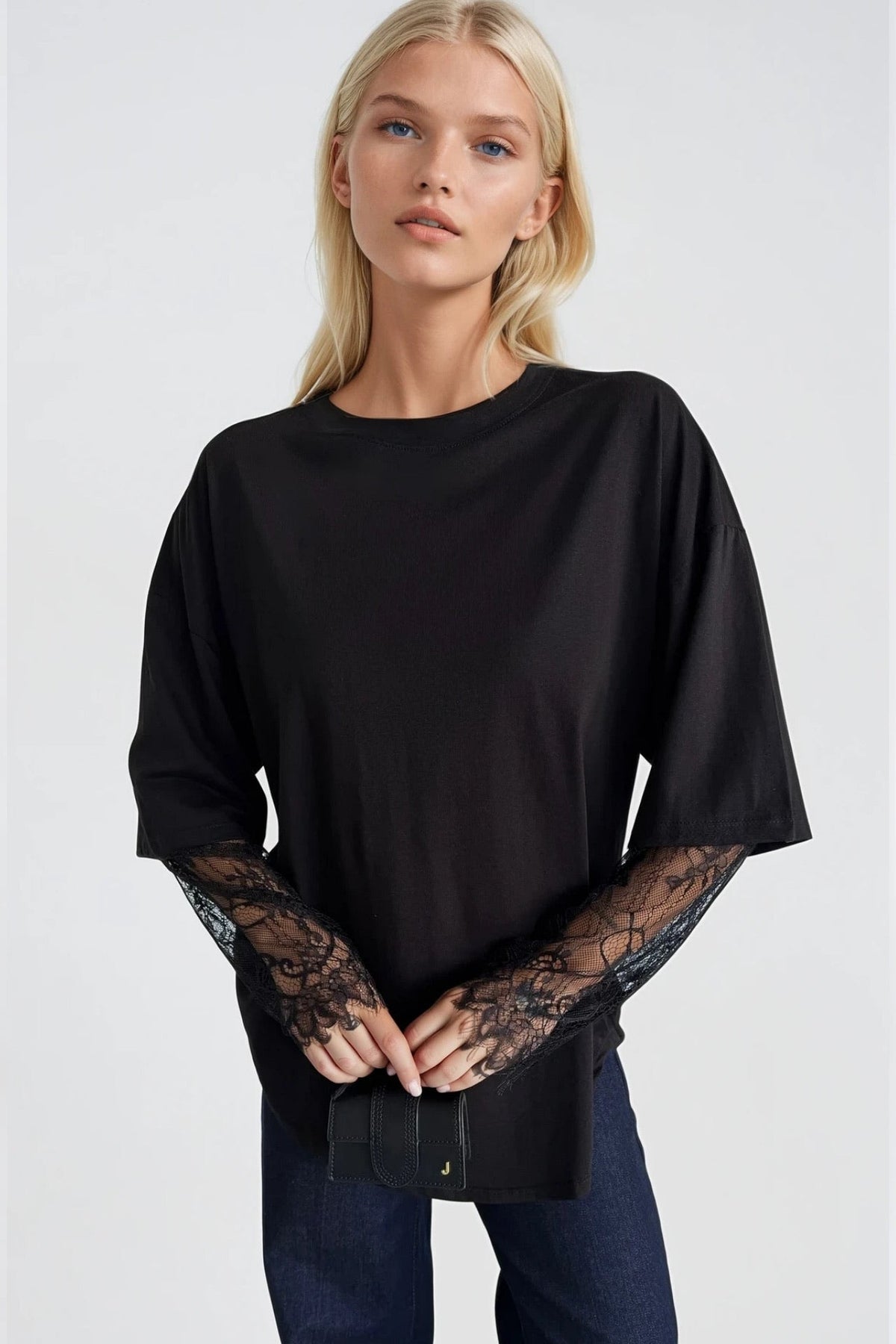 Bisiklet Yaka Kol Dantel Detay Oversize T-Shirt - Kahverengi