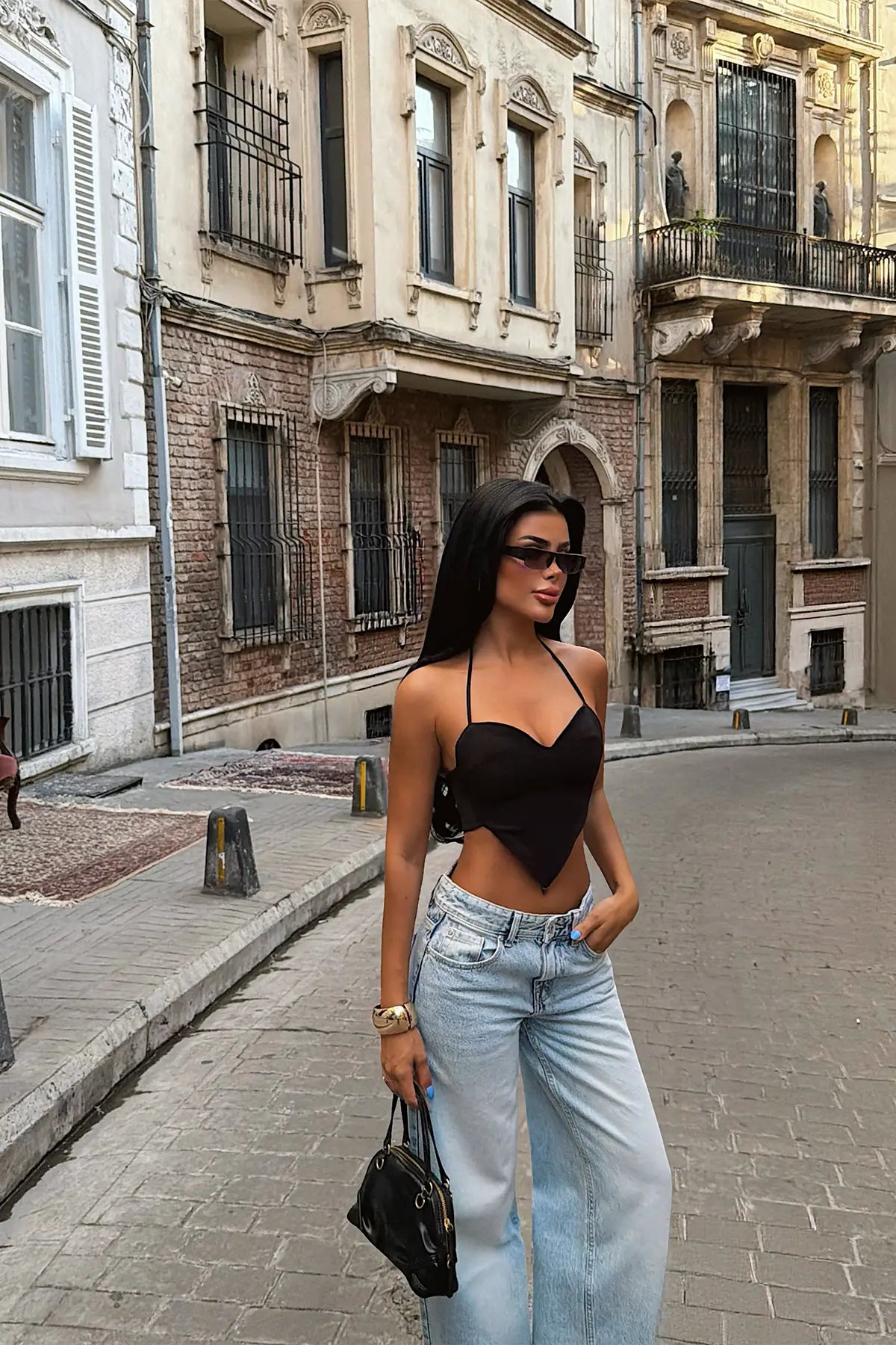 Siyah Bağlamalı Crop Top
